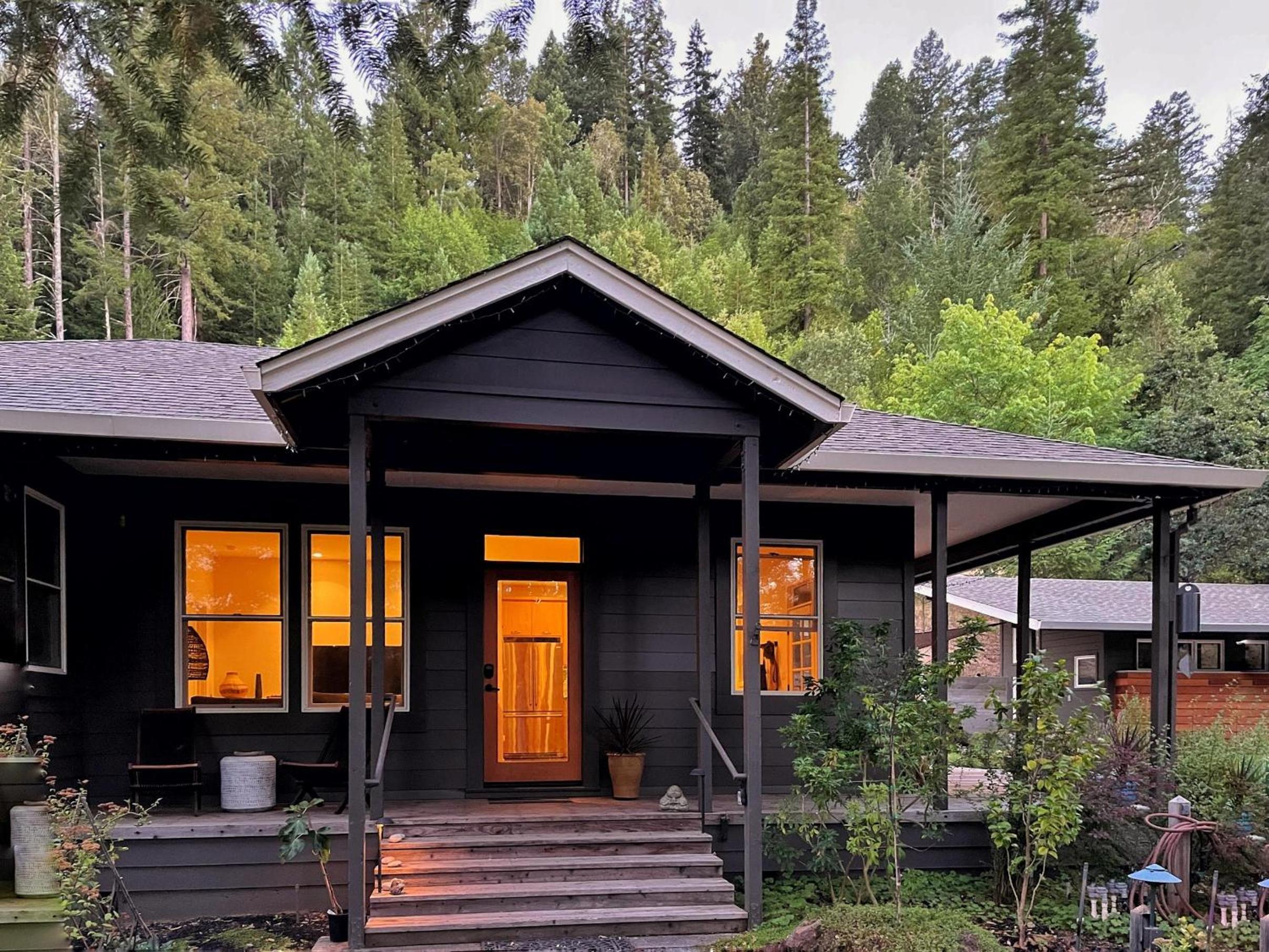 Secluded Home, Wine Tastings Included view 2