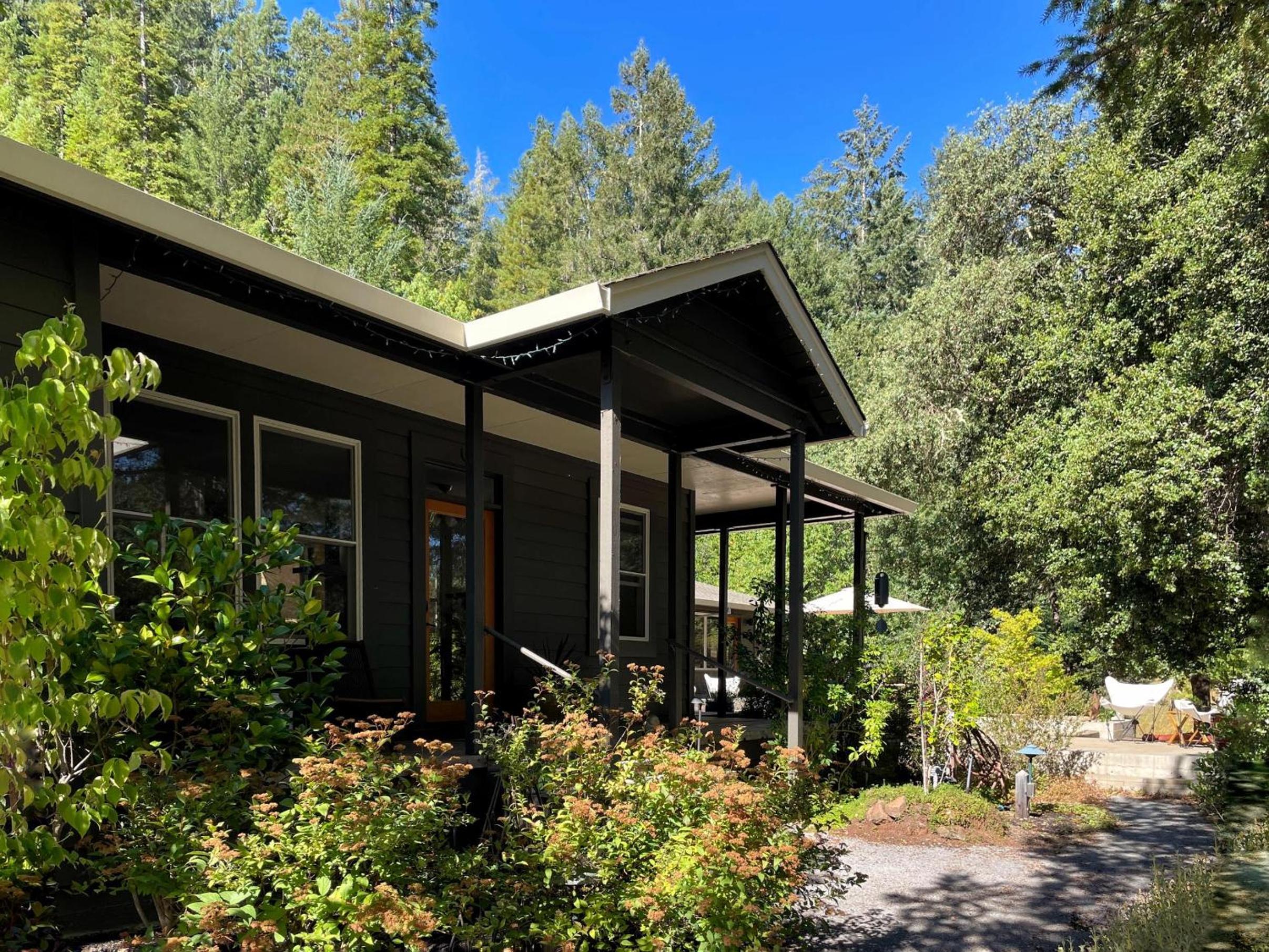 Secluded Home, Wine Tastings Included view 4