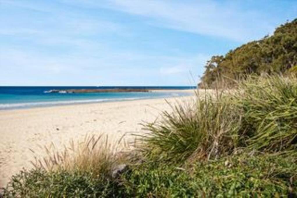 A Reef Intermission - A coast break at Mollymook