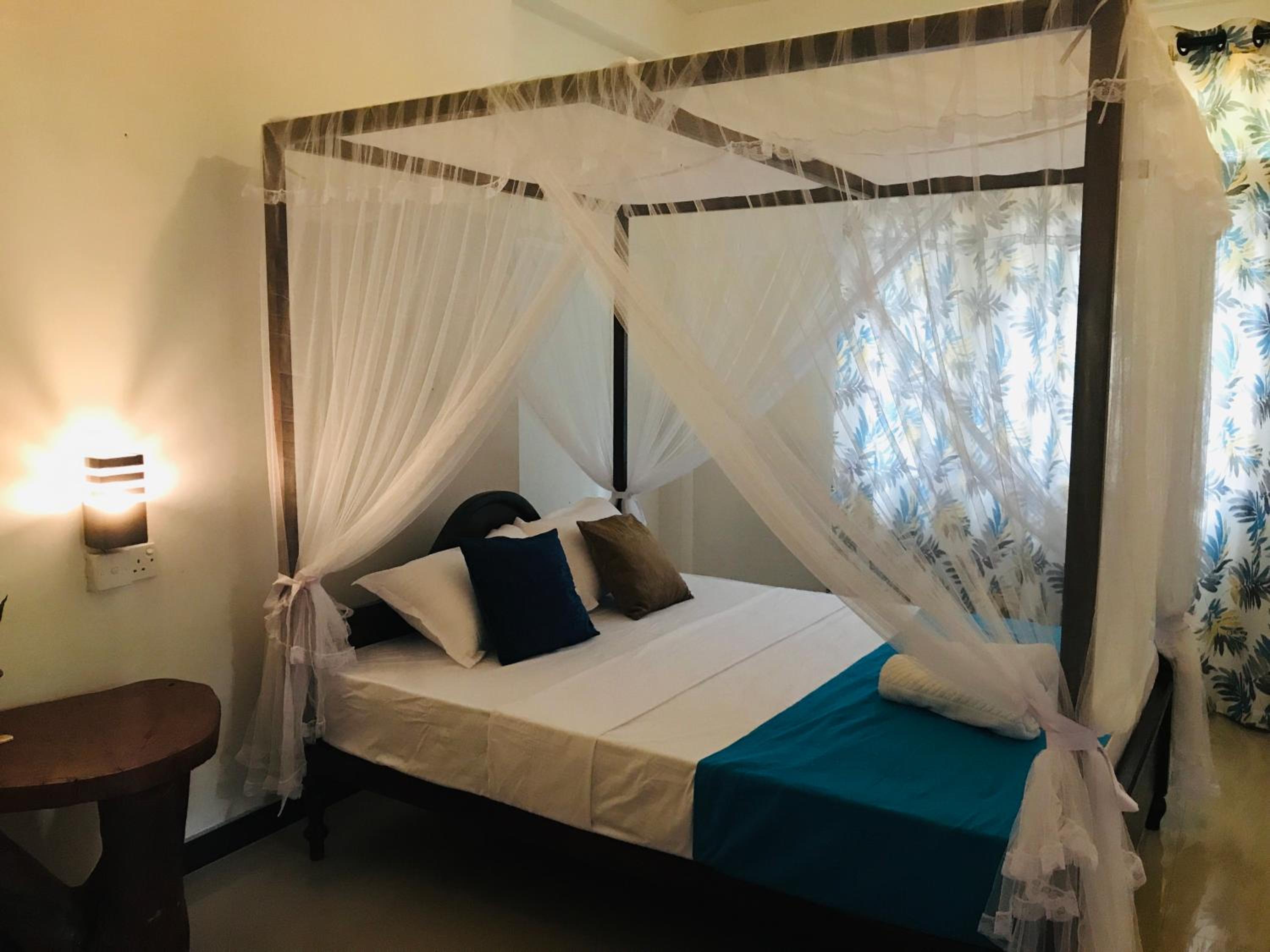 Elephant Side Safari Bungalow