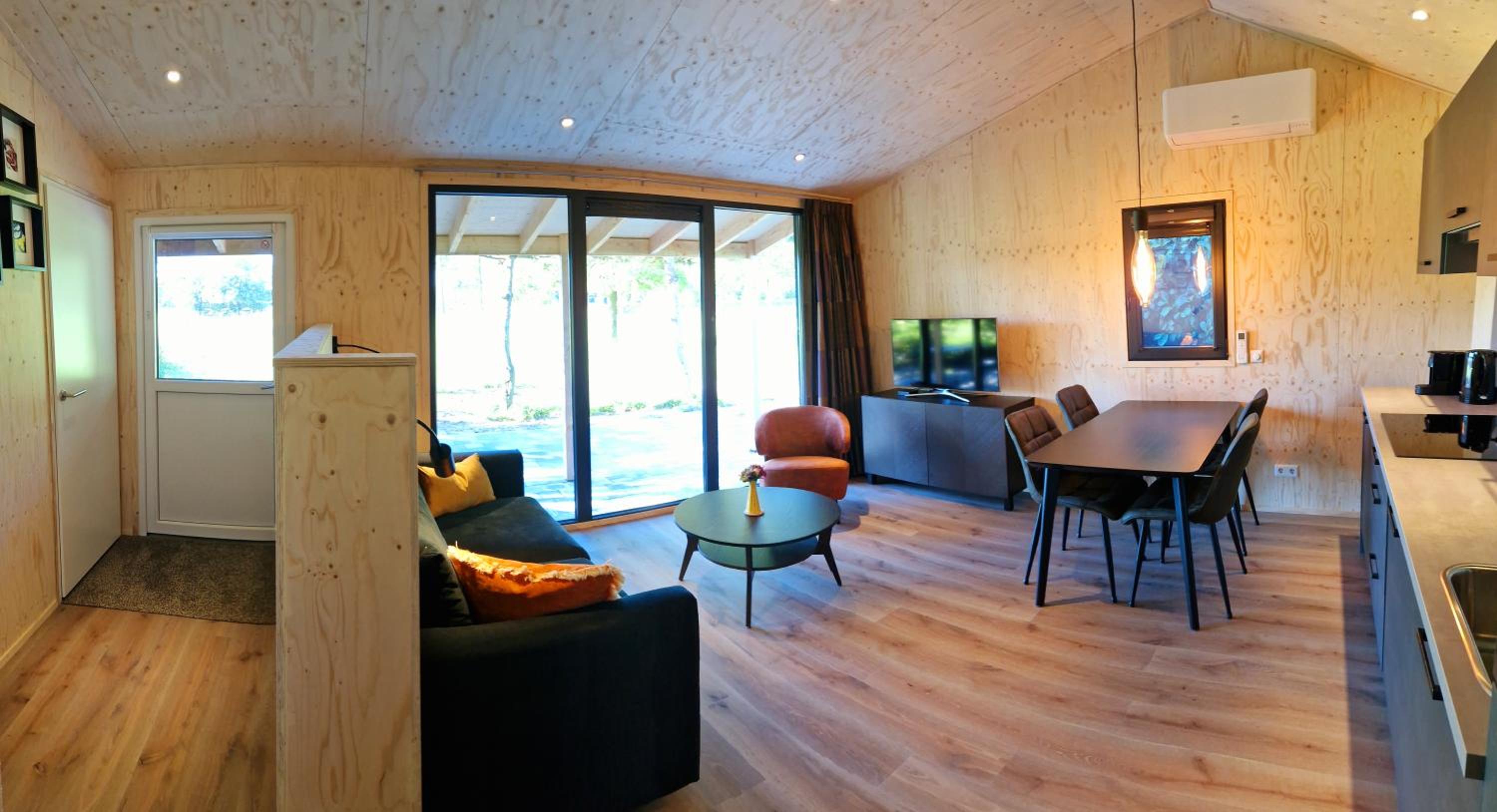 Chalet de Scherpenweide, compleet landelijk gelegen huisje met jacuzzi view 5