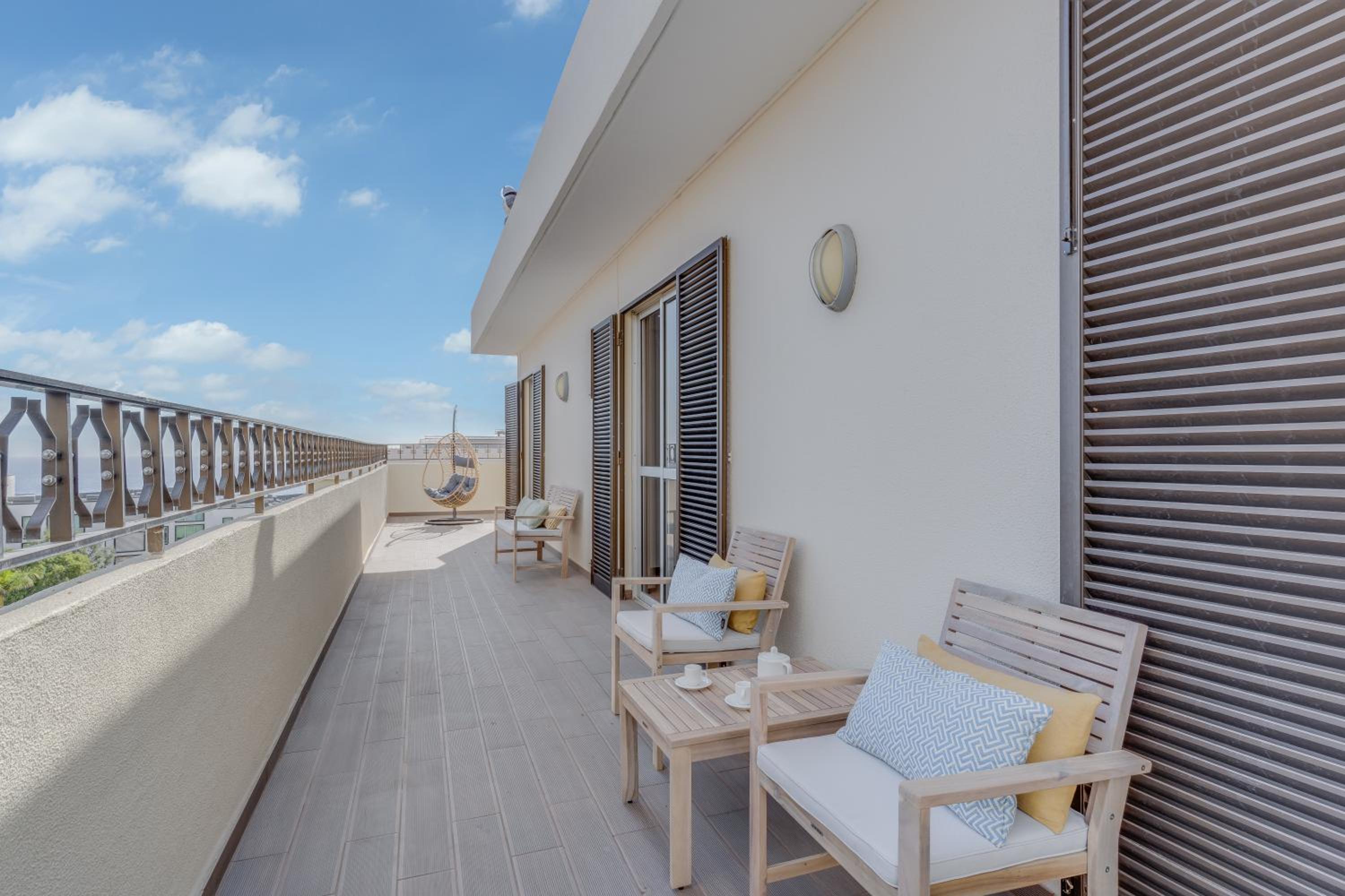 balance & terrace