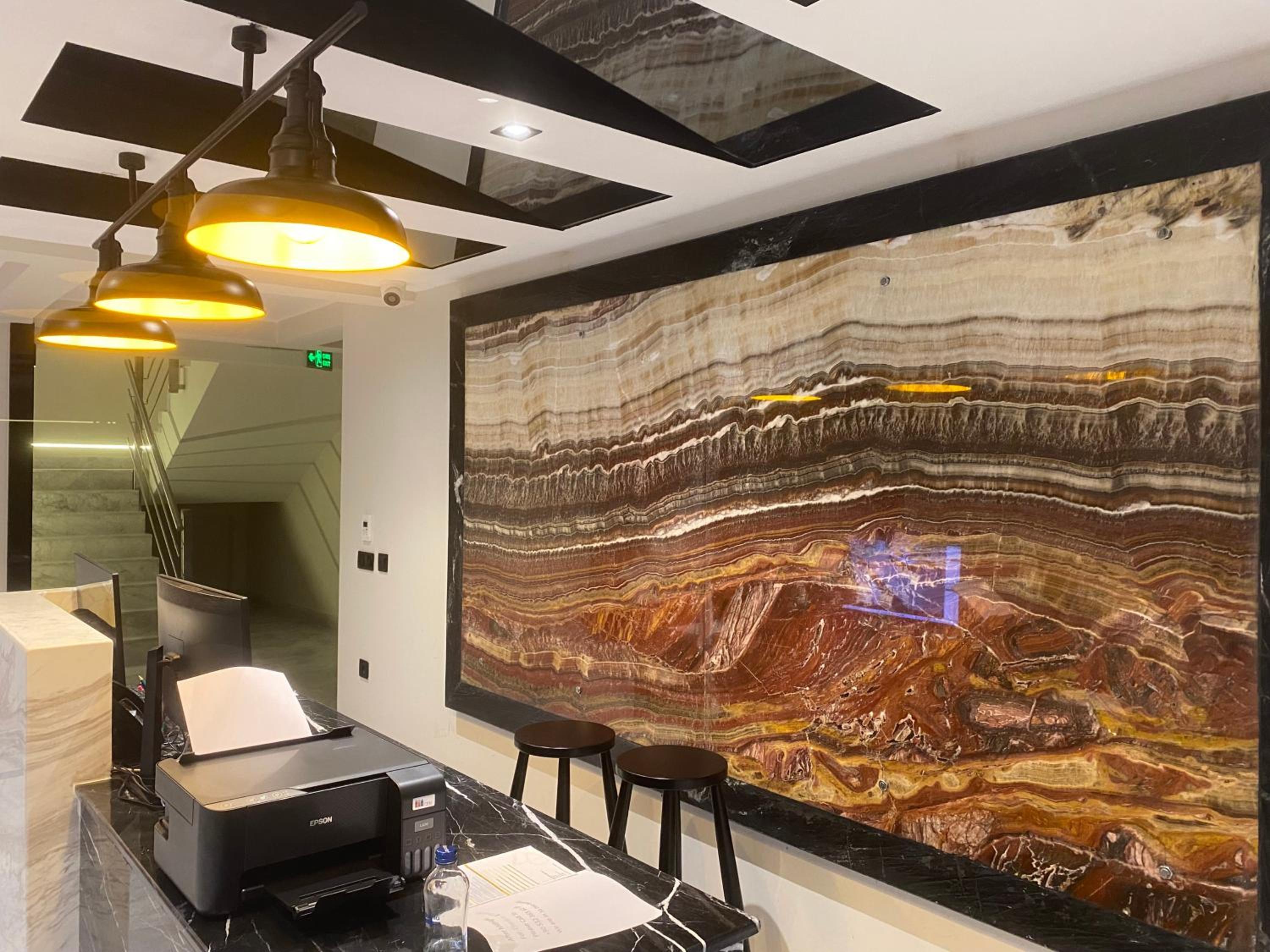 İn The Middle Otel - Image 61