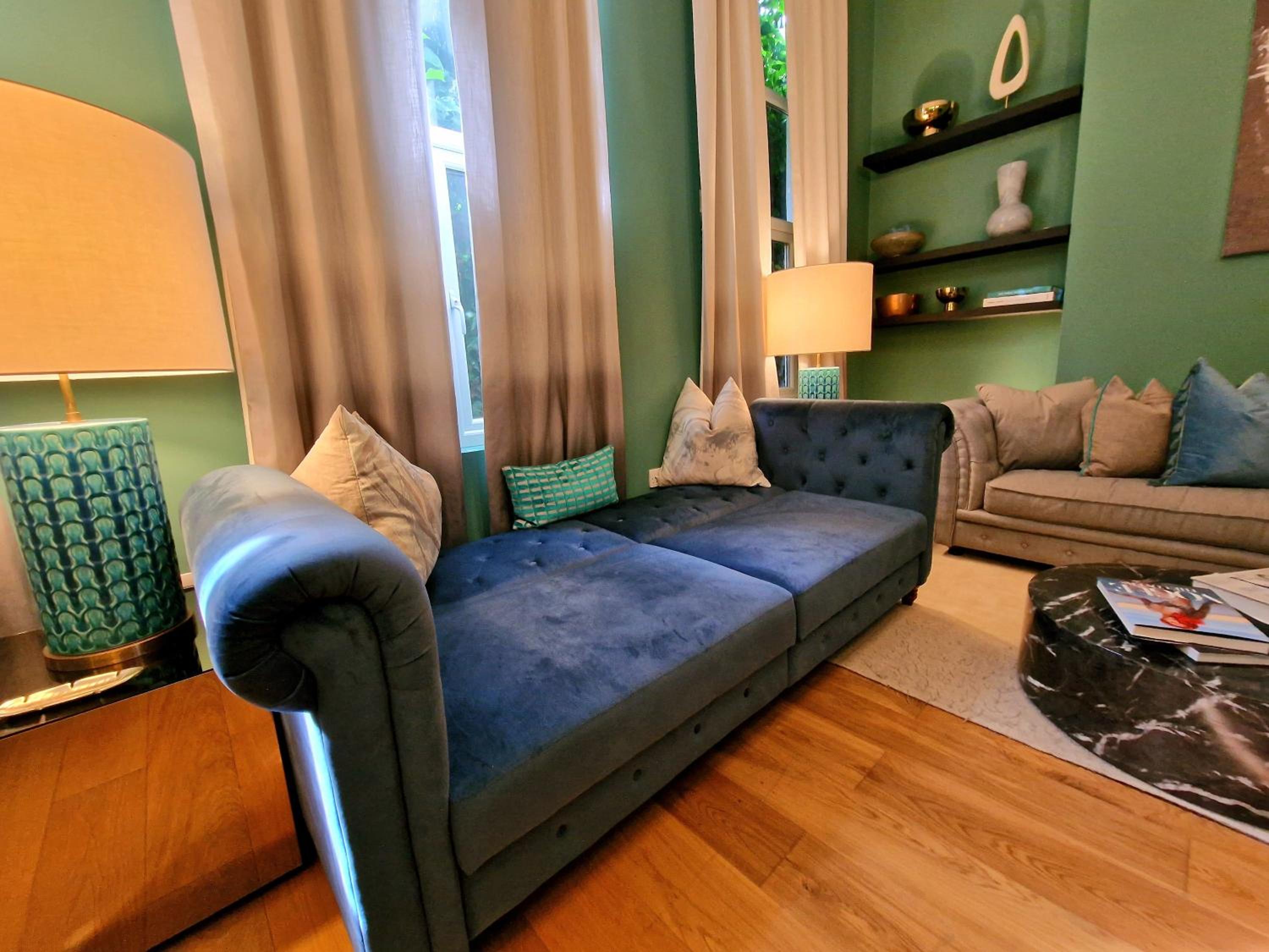 Stunning Hyde Park Home, Ground Floor Maisonette, Duplex, near Tube Metro Stations
