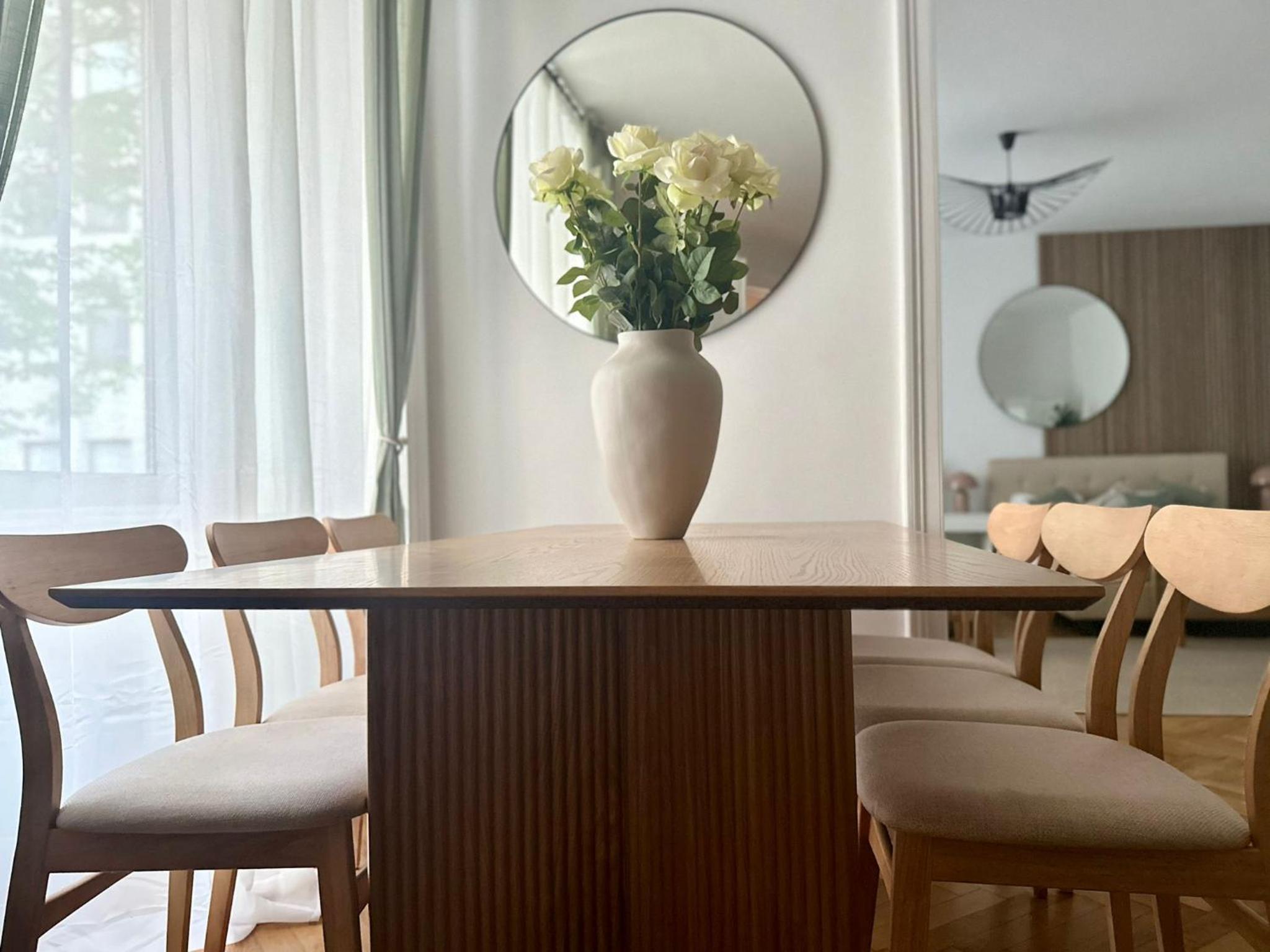 Designer Apartment Near Main Station