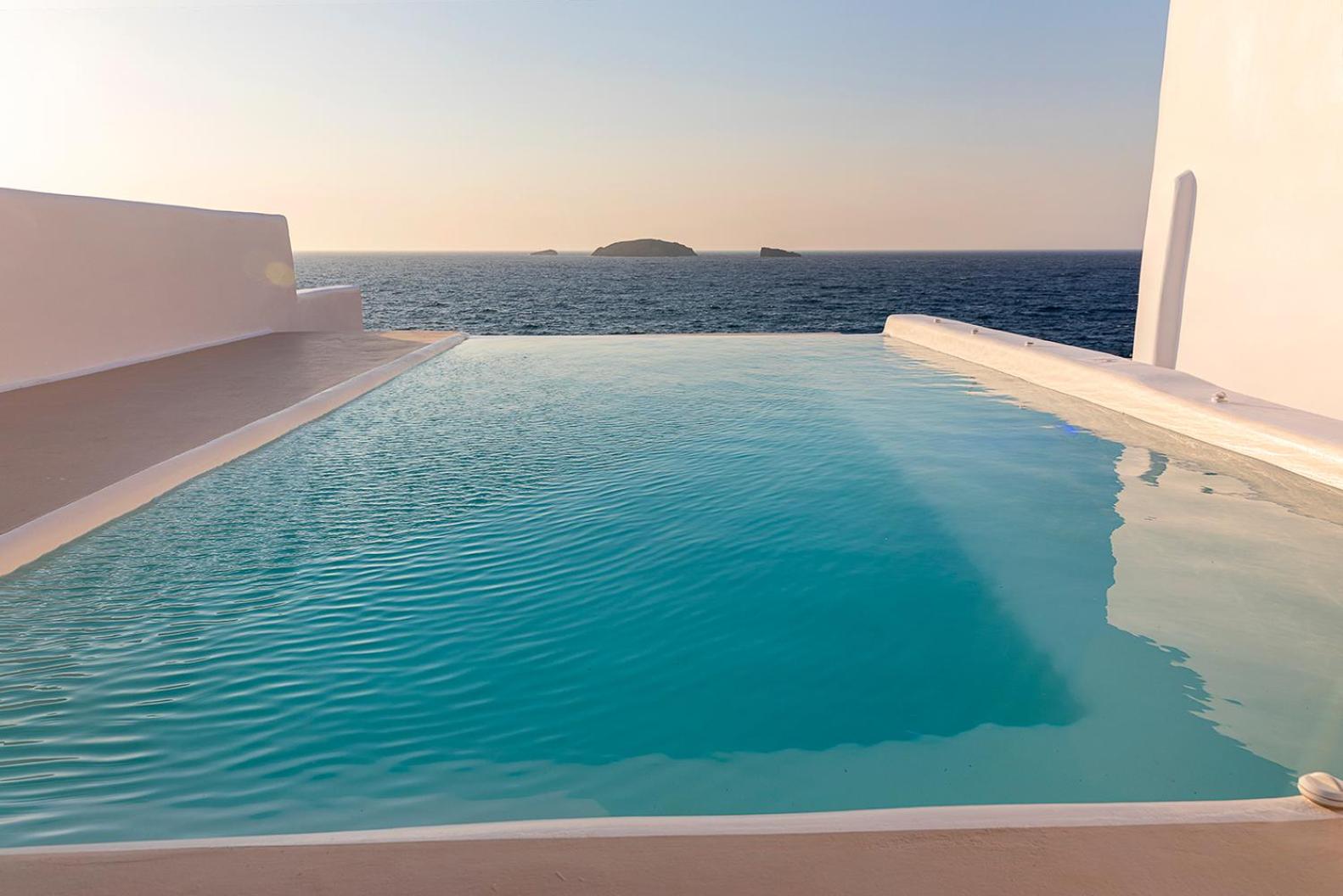Infinity Villa milos