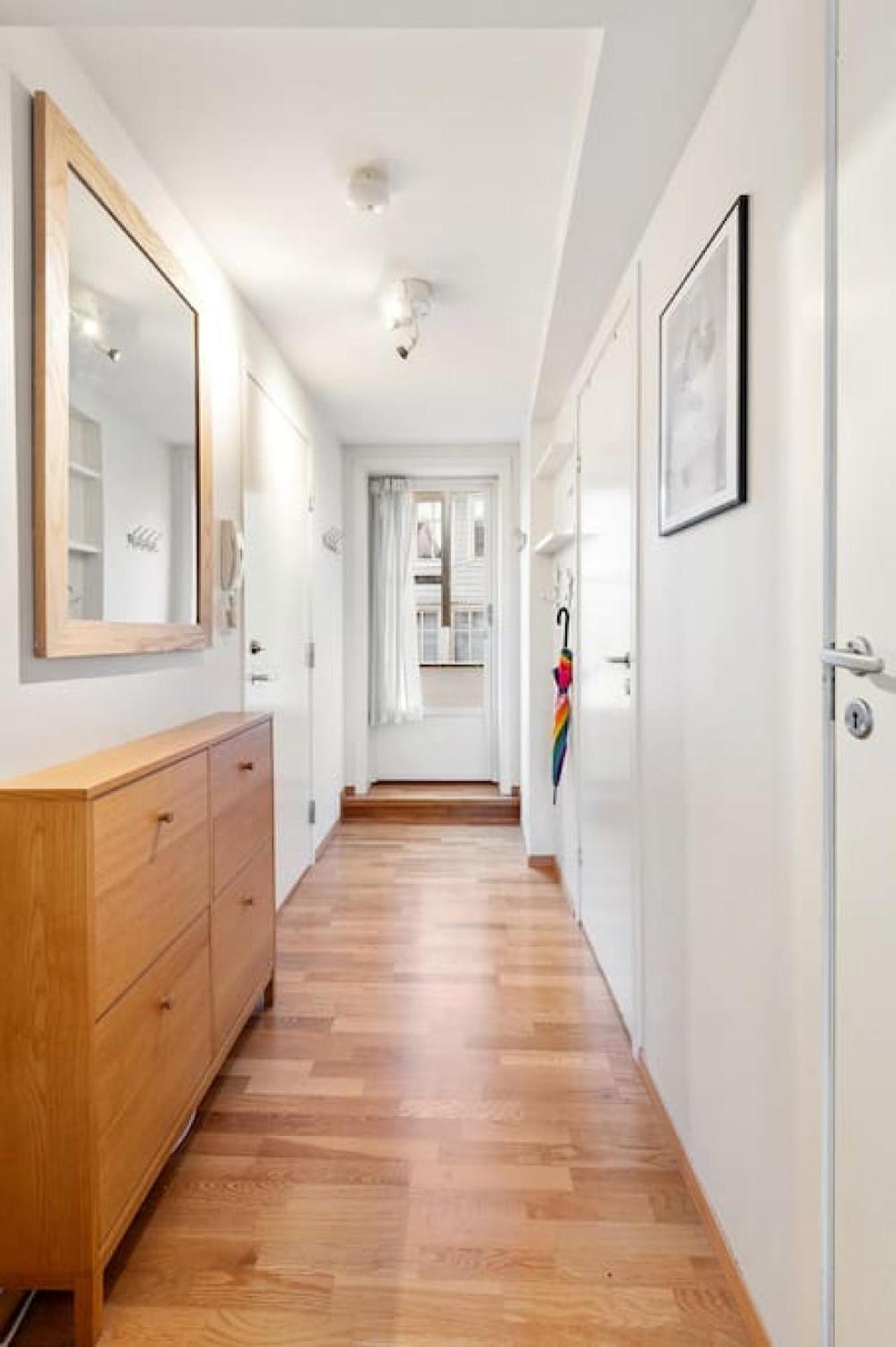 Dinbnb Apartments I Cozy 1-Bedroom Nestled in the Heart of Bergen view 4