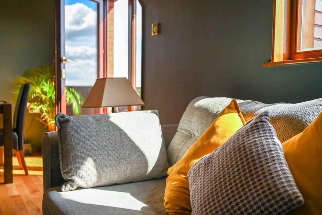 Water view Apartment