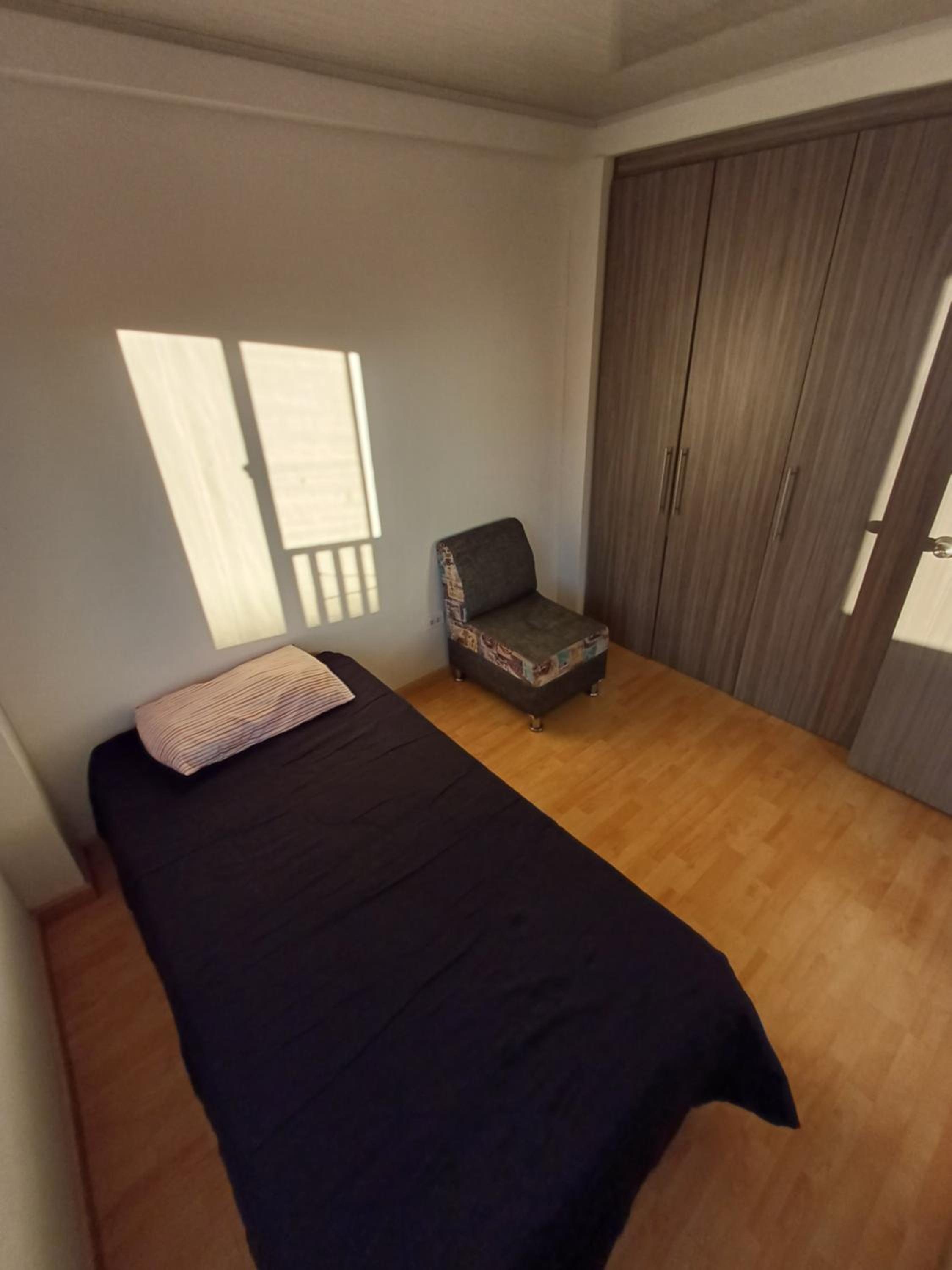 Amplia Habitación En El Cable