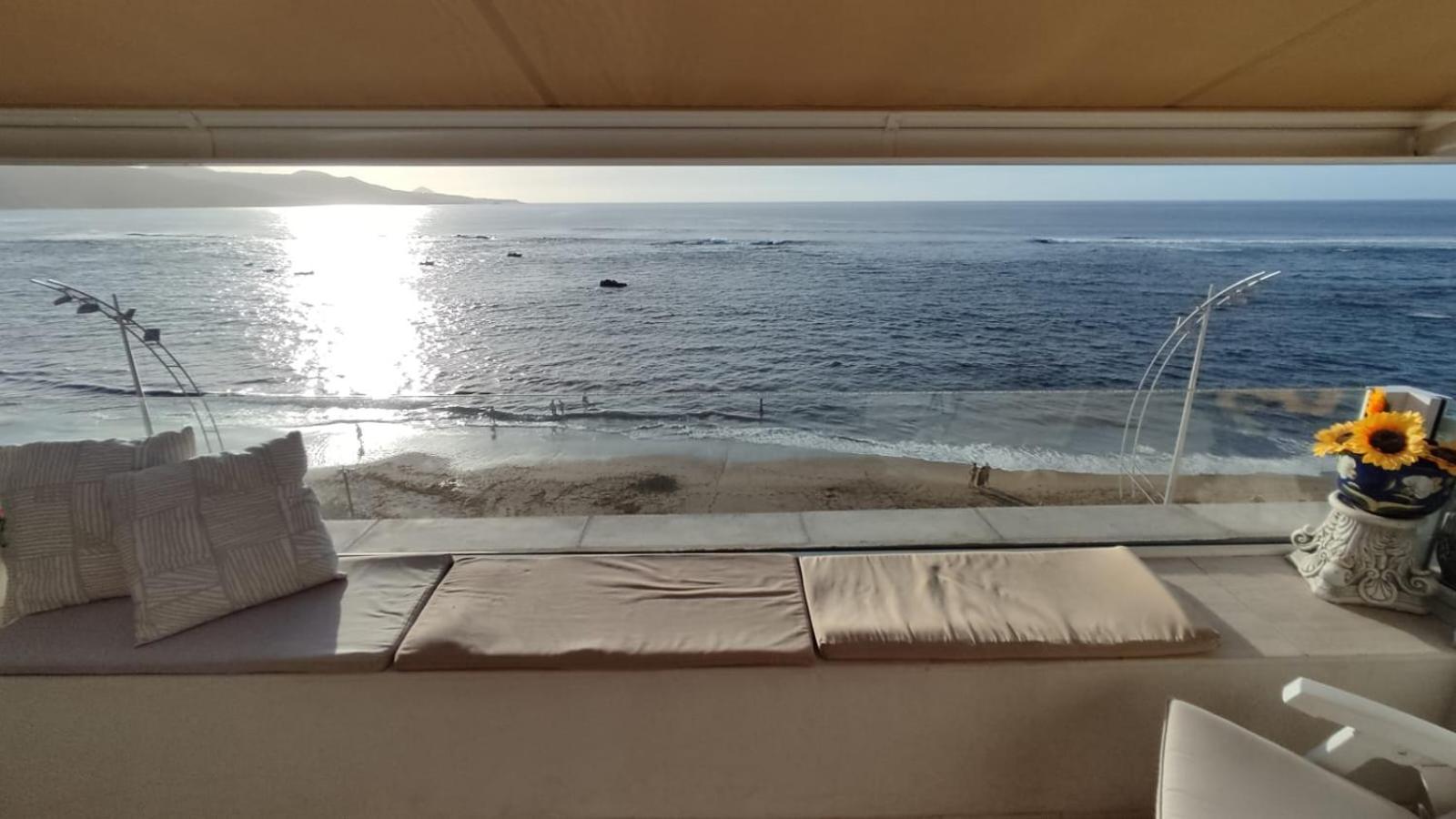 APARTAMENTO PRIMERA LINEA 