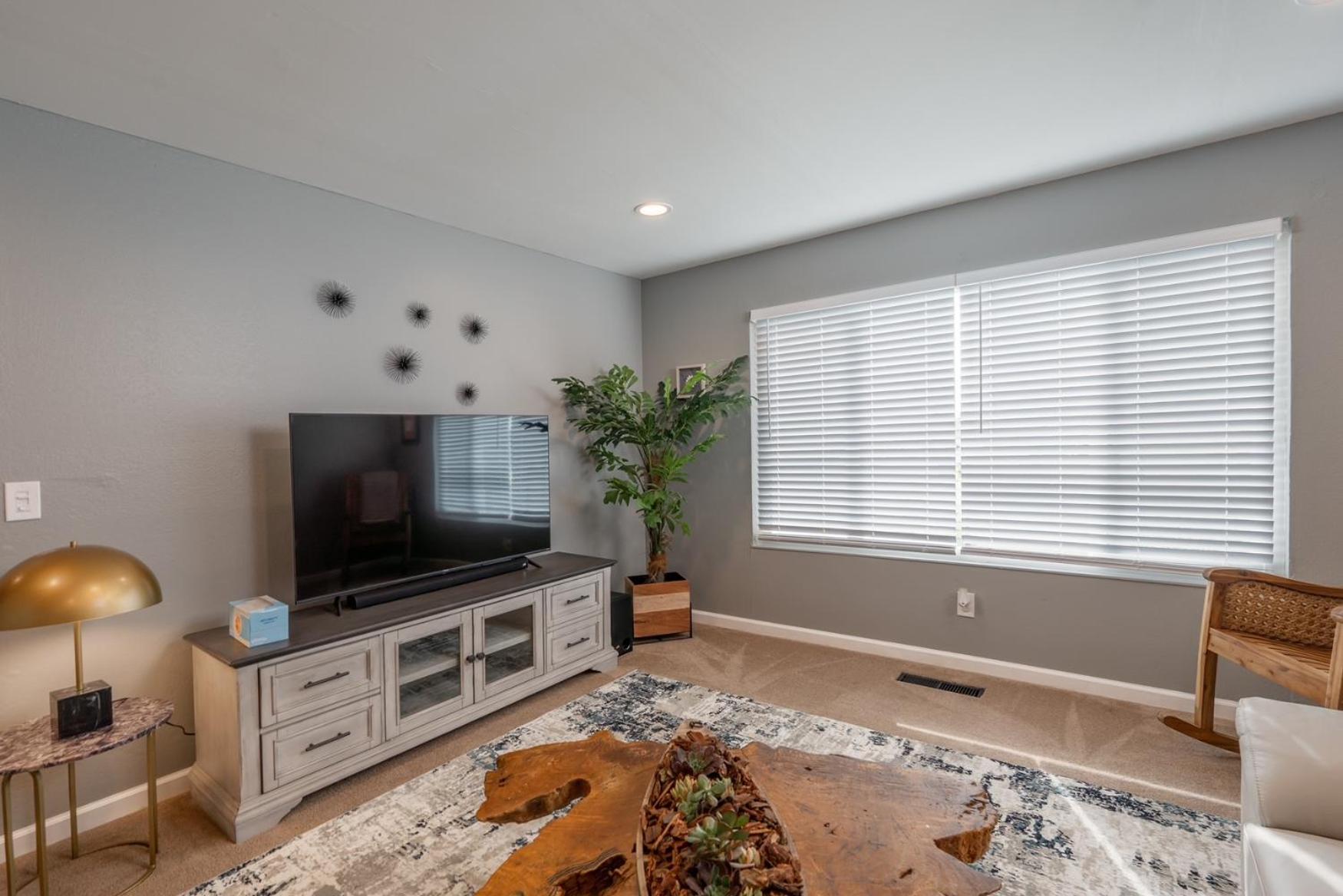 Marina Vacations - Peaceful Home close to Monterey, Big Sur, Carmel - Property Image 3