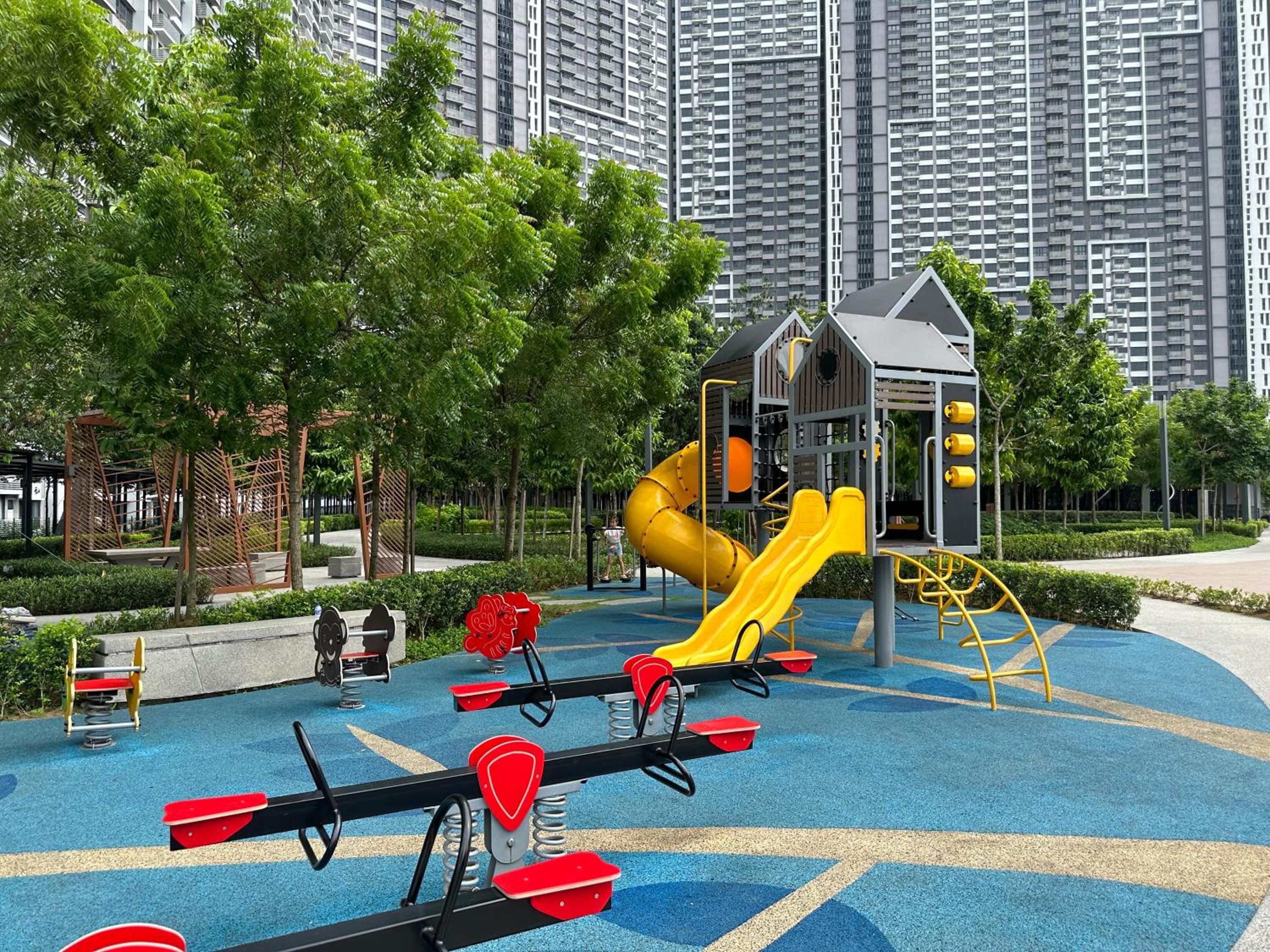 4BR M Vertica near Sunway Velocity Cheras IKEA MRT TRX KLCC Pavilion