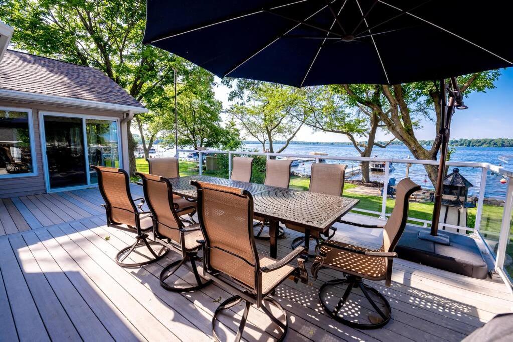 Lakefront Family Retreat view 3