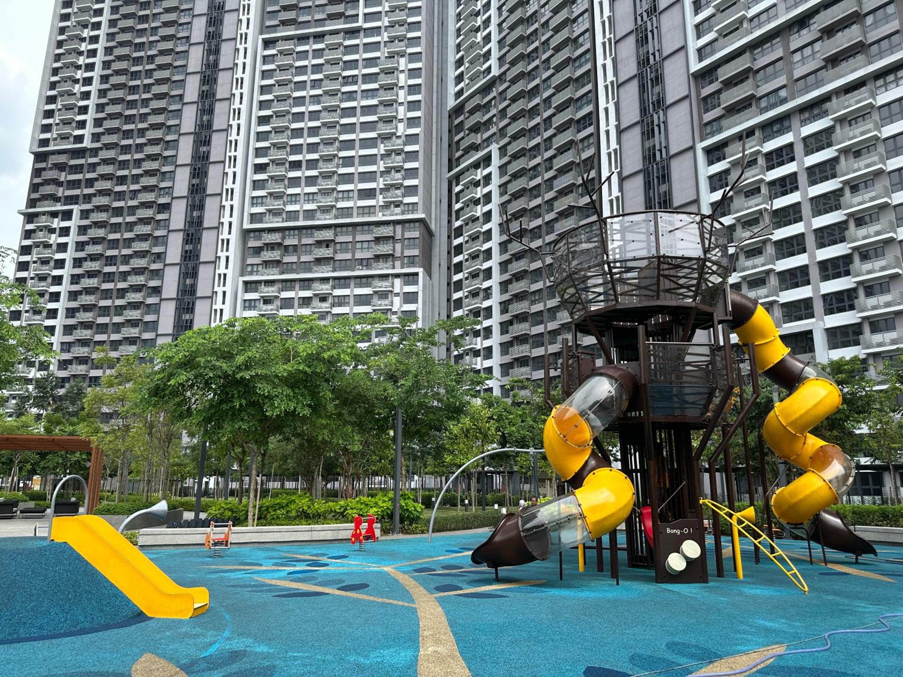 4BR M Vertica near Sunway Velocity Cheras IKEA MRT TRX KLCC Pavilion