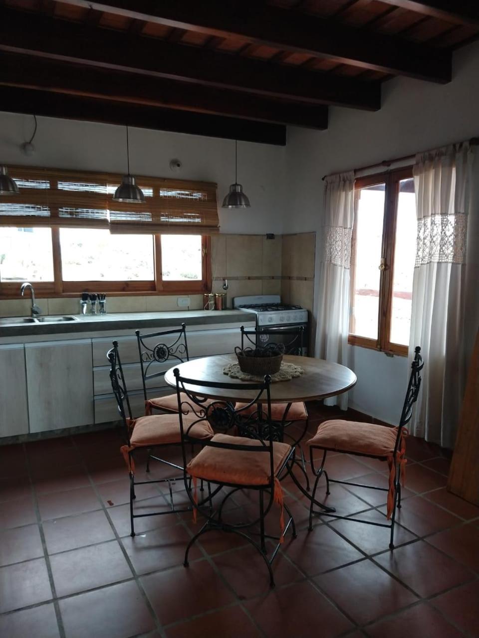 Cabañas Casa Flor Yacanto
