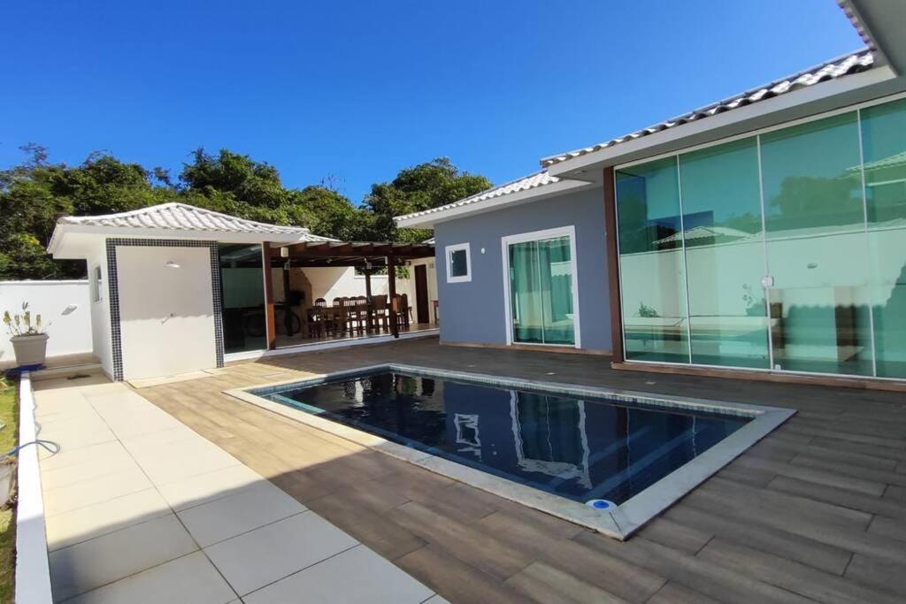 Casa 3 suítes, piscina e area gourmet em Búzios