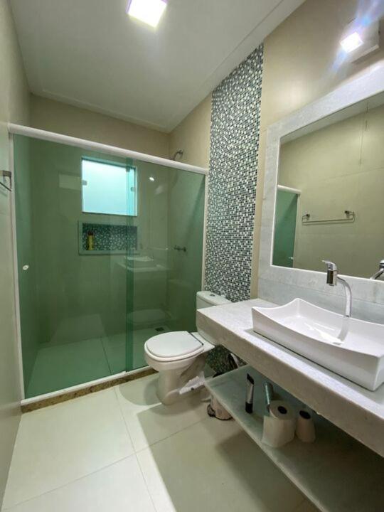 Casa 3 suítes, piscina e area gourmet em Búzios