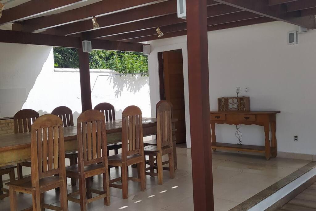 Casa 3 suítes, piscina e area gourmet em Búzios
