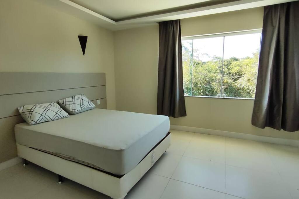 Casa 3 suítes, piscina e area gourmet em Búzios