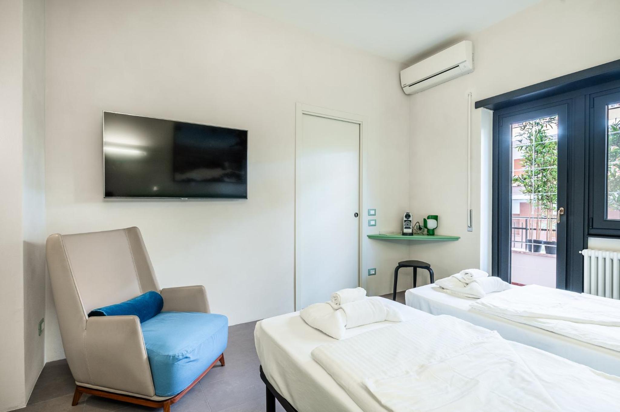 hotel room