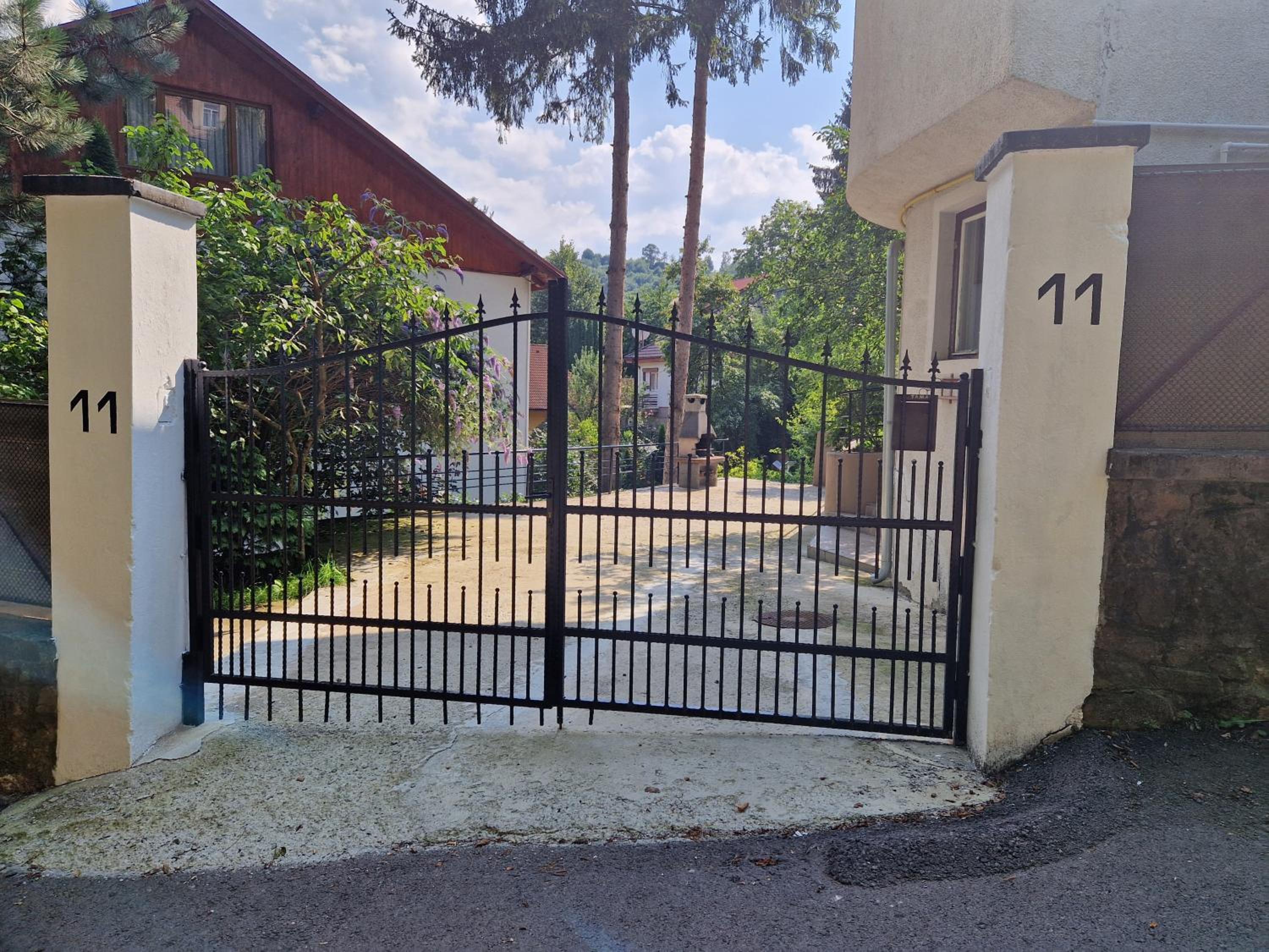 Spirii house view 3