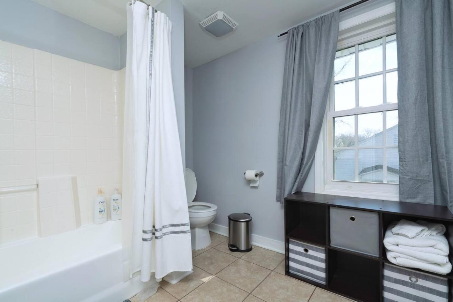 Renovated 3 bedroom close to downtown!
