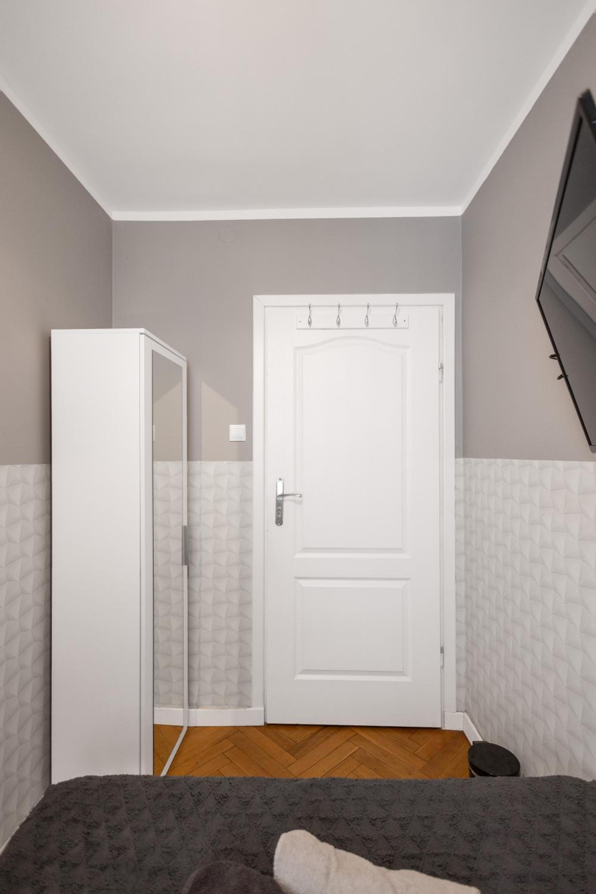 ClickTheFlat Żurawia Street Apart Rooms