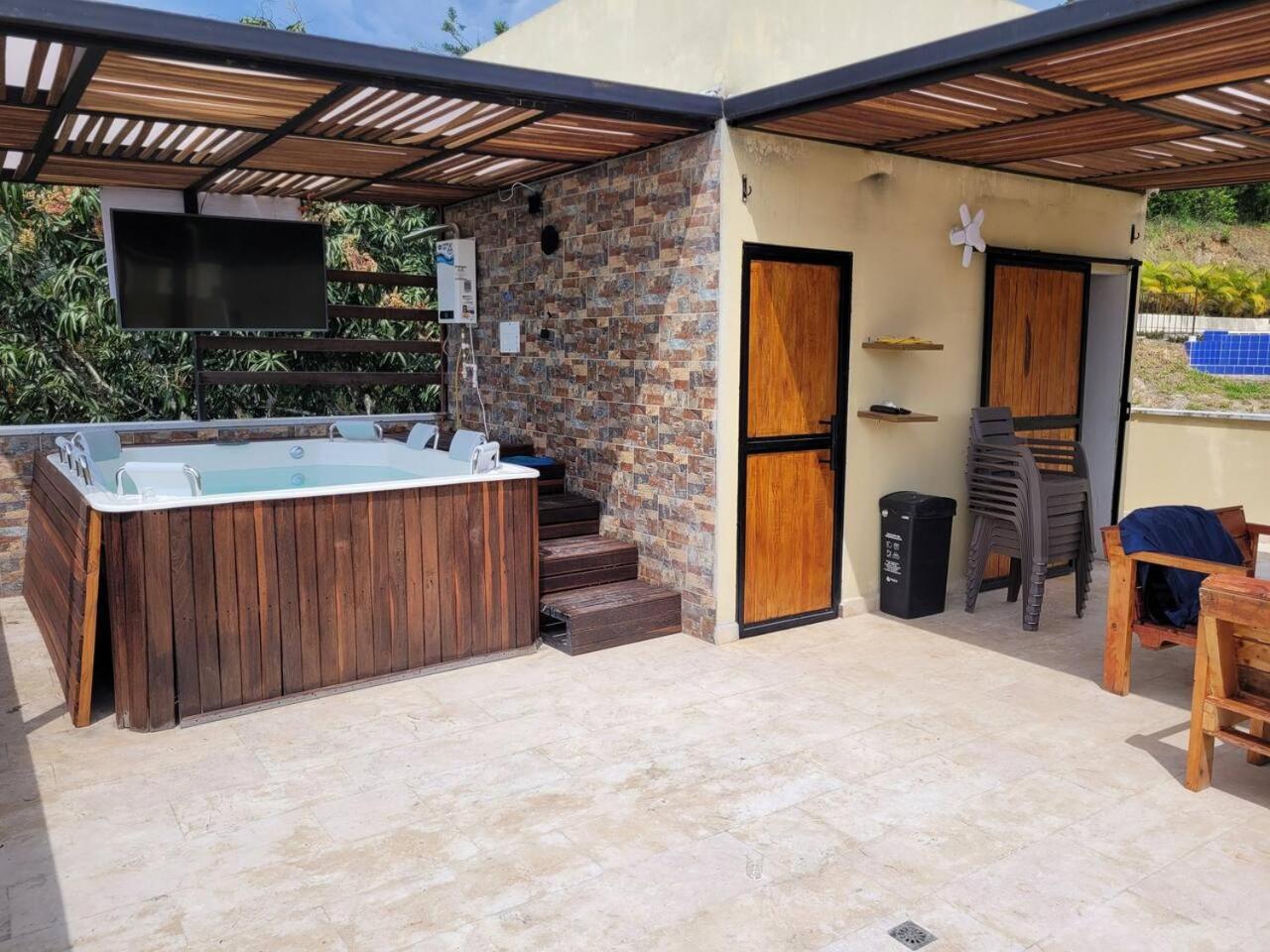 Hermosa Cabaña Condominio Estambul