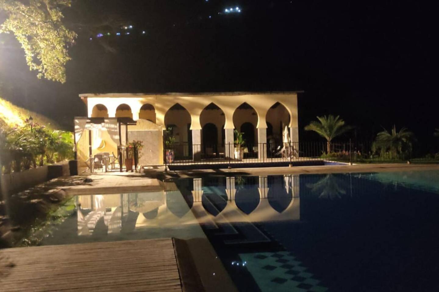 Hermosa Cabaña Condominio Estambul