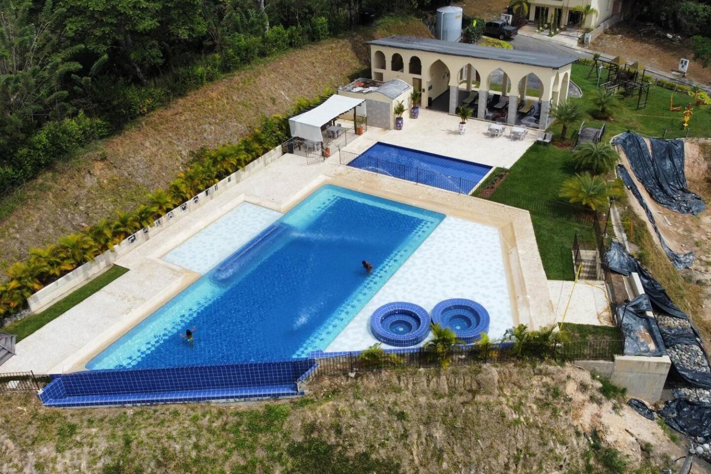 Hermosa Cabaña Condominio Estambul