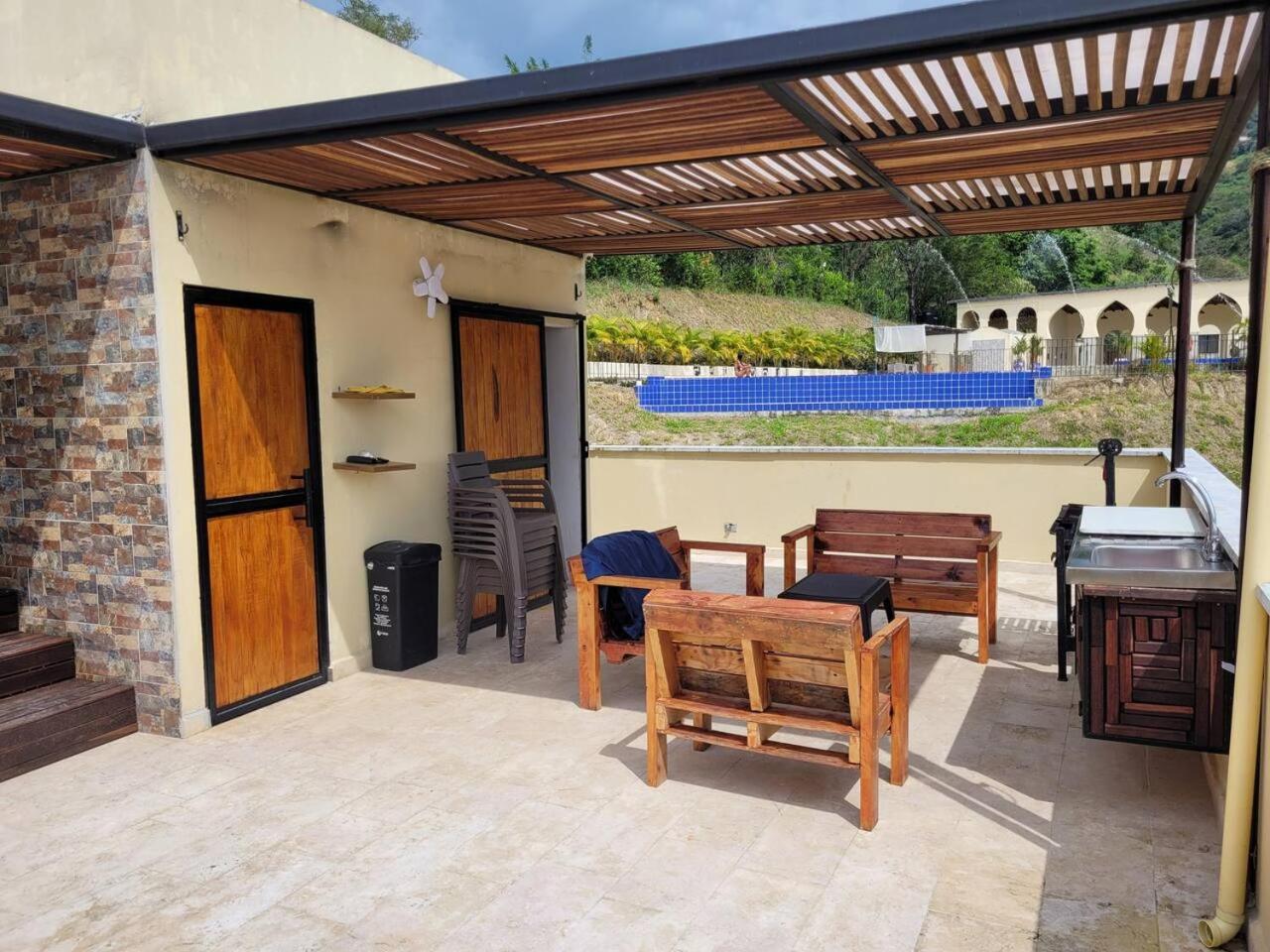 Hermosa Cabaña Condominio Estambul