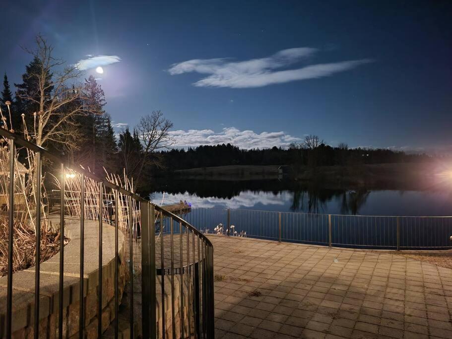 Waterfront, dream stay at Belle Vue Cottage