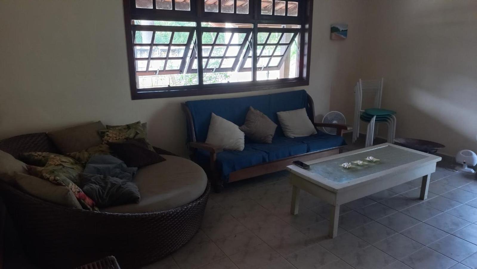Casa na praia com pomar