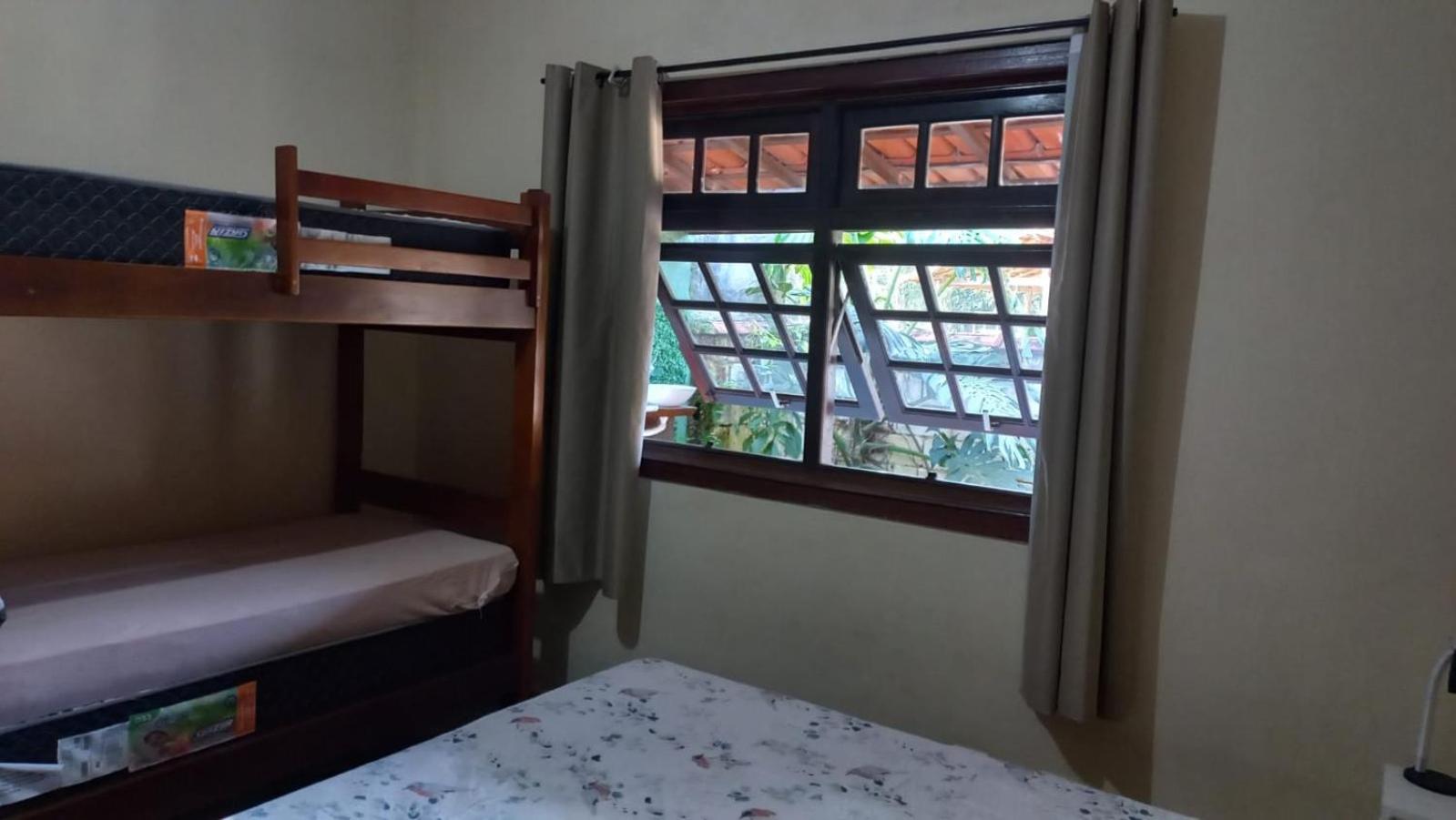 Casa na praia com pomar