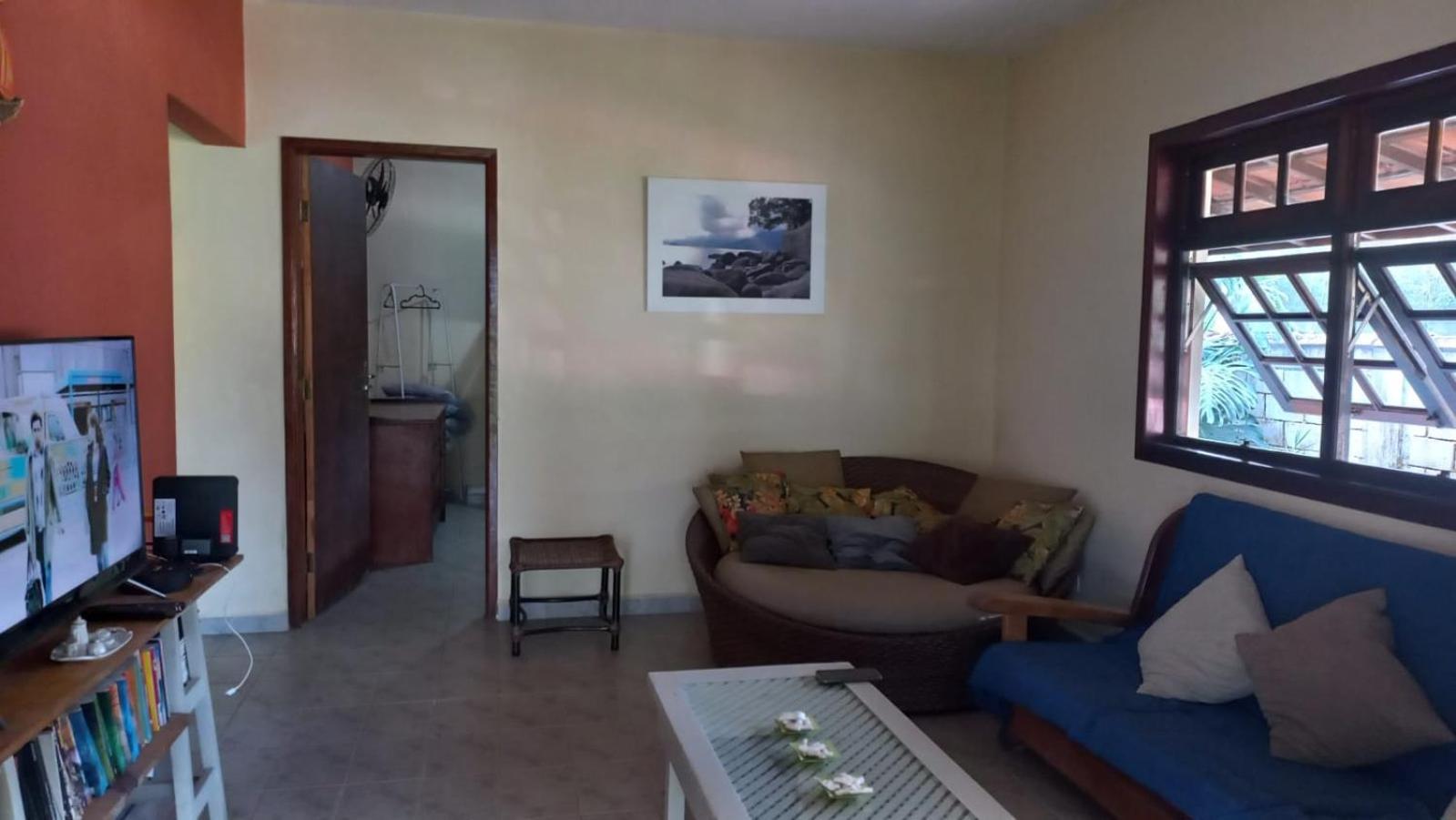 Casa na praia com pomar