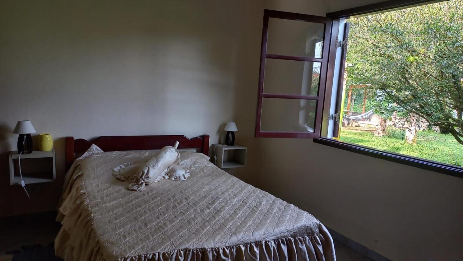 Casa na praia com pomar