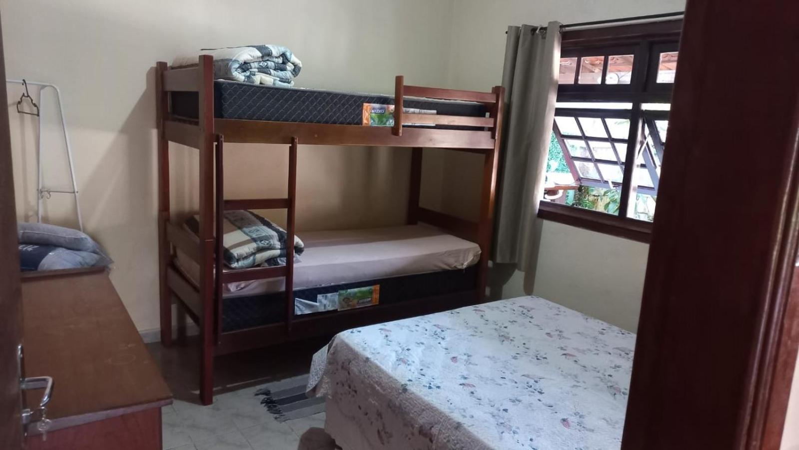 Casa na praia com pomar