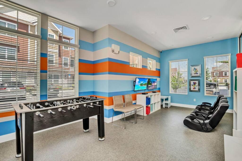 NEW awesome dream house, 5 Min to Disney