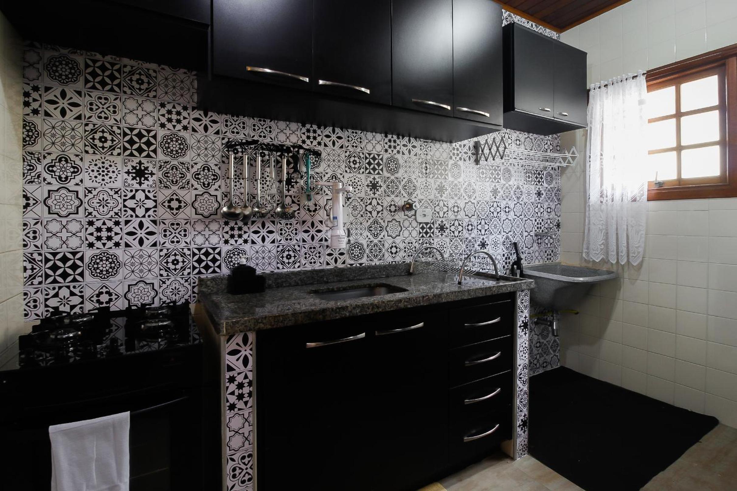 Apê Inteiro| 2Qts| Estacionamento| Wi-Fi 350| Pet Friendly| Ao Lado do Parque das CEREJEIRAS
