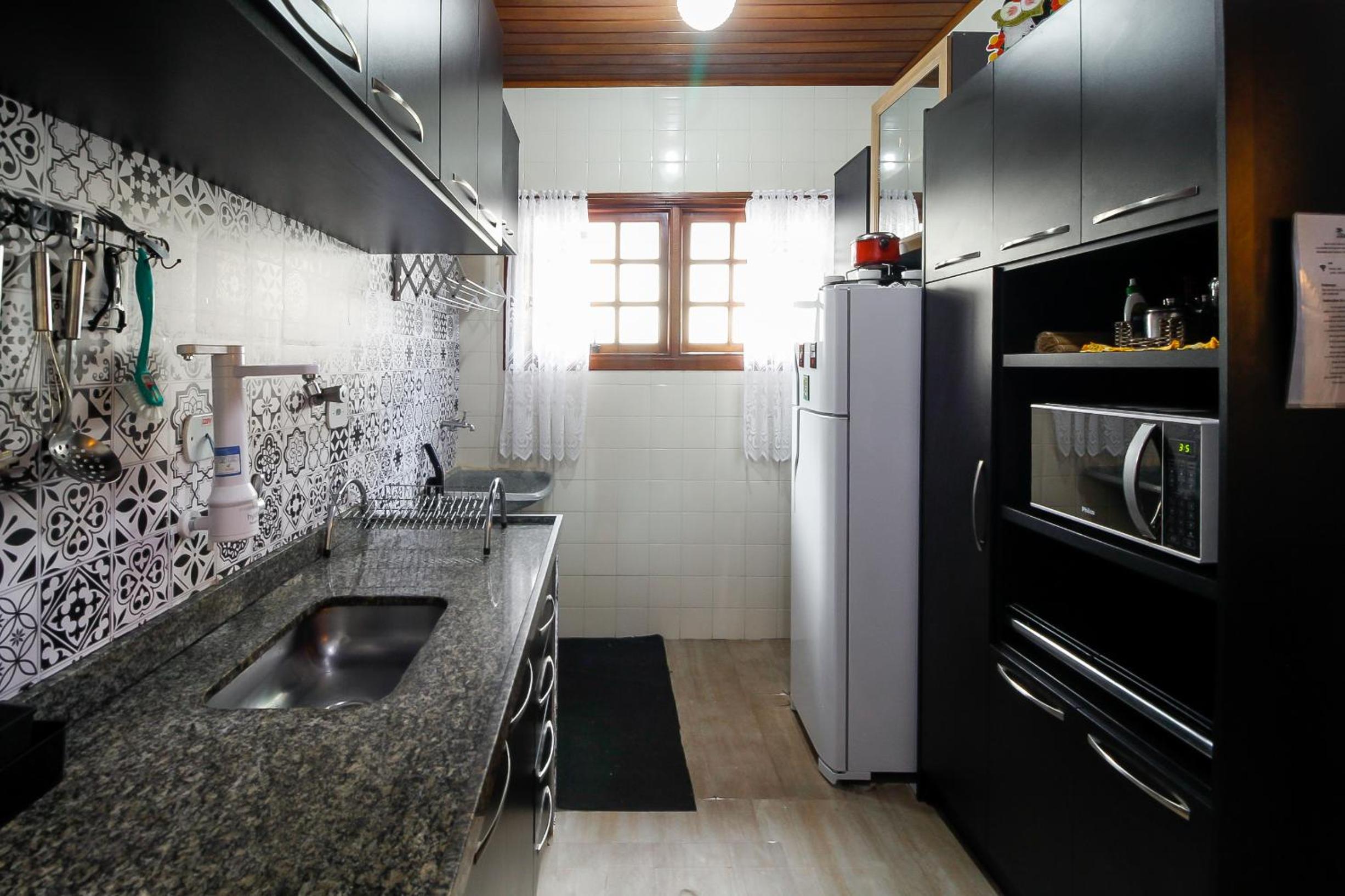 Apê Inteiro| 2Qts| Estacionamento| Wi-Fi 350| Pet Friendly| Ao Lado do Parque das CEREJEIRAS