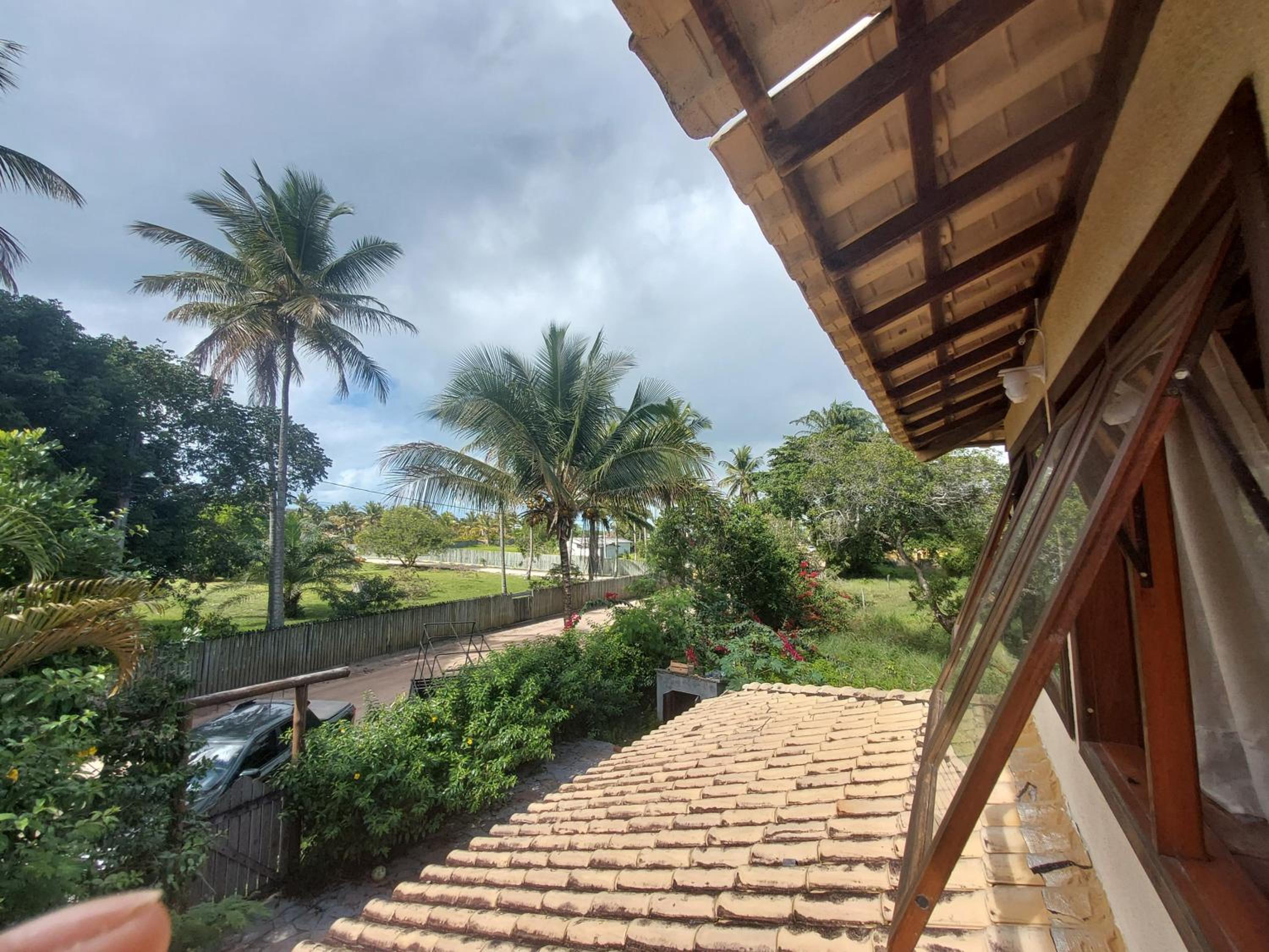 Casa Encantadora e Charmosa a 1 quadra da praia
