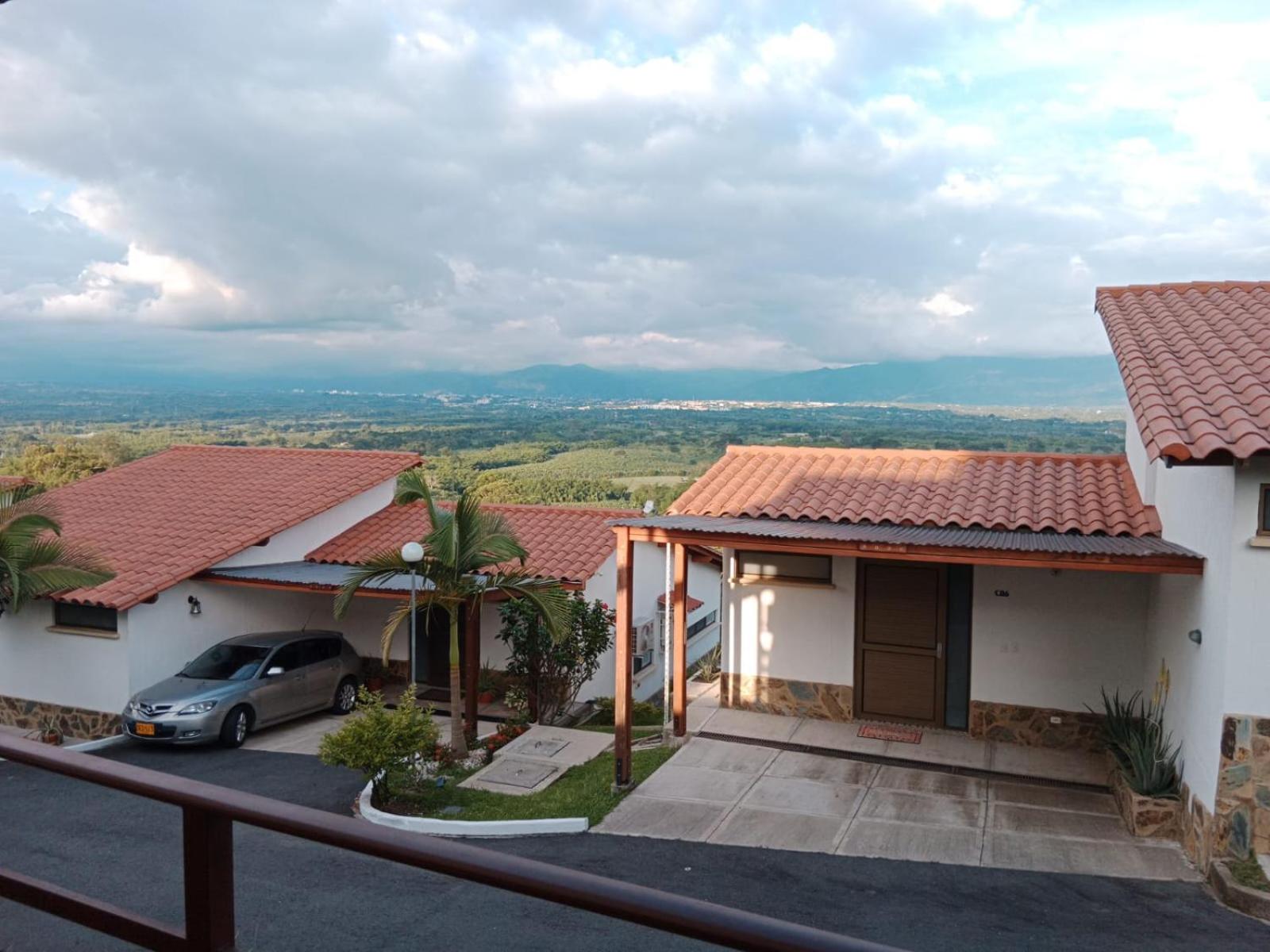 La Mejor Casa Campestre con vista cerca al Parque del Café