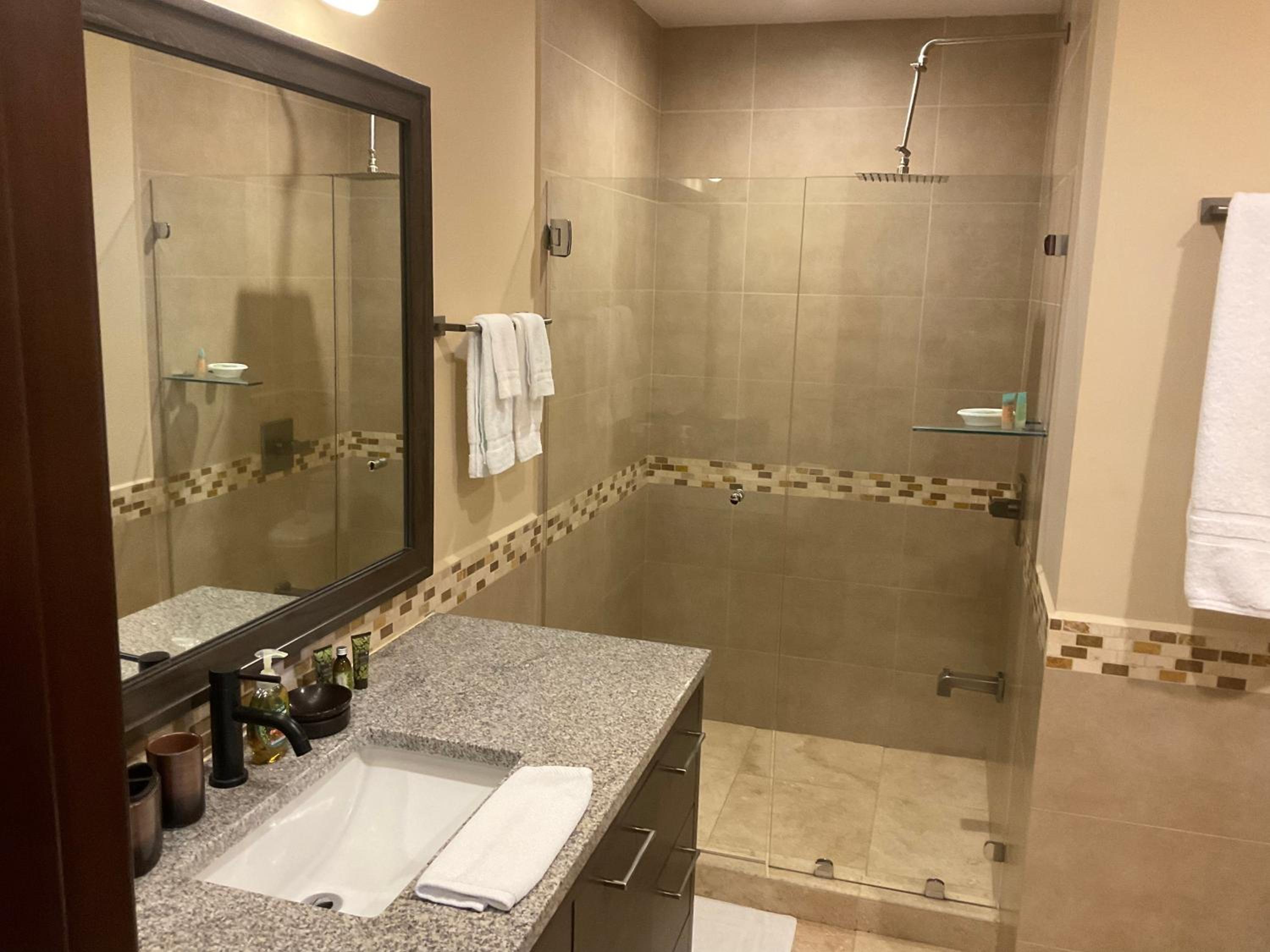 Jaco Oceanfront Condo #1119 in a Luxury Resort