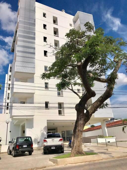 APARTAMENTO DE 2 HABITACIONES CON PISCINA Y 2 TERRAZAS CERCA DE EQUIPETROL, parqueo Gratis
