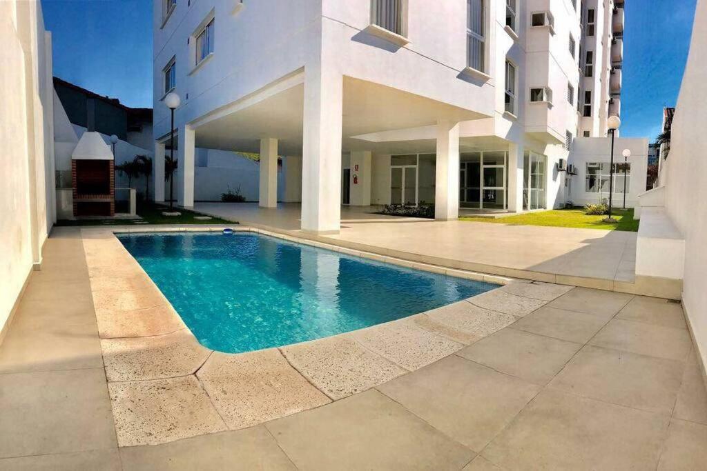 APARTAMENTO DE 2 HABITACIONES CON PISCINA Y 2 TERRAZAS CERCA DE EQUIPETROL, parqueo Gratis