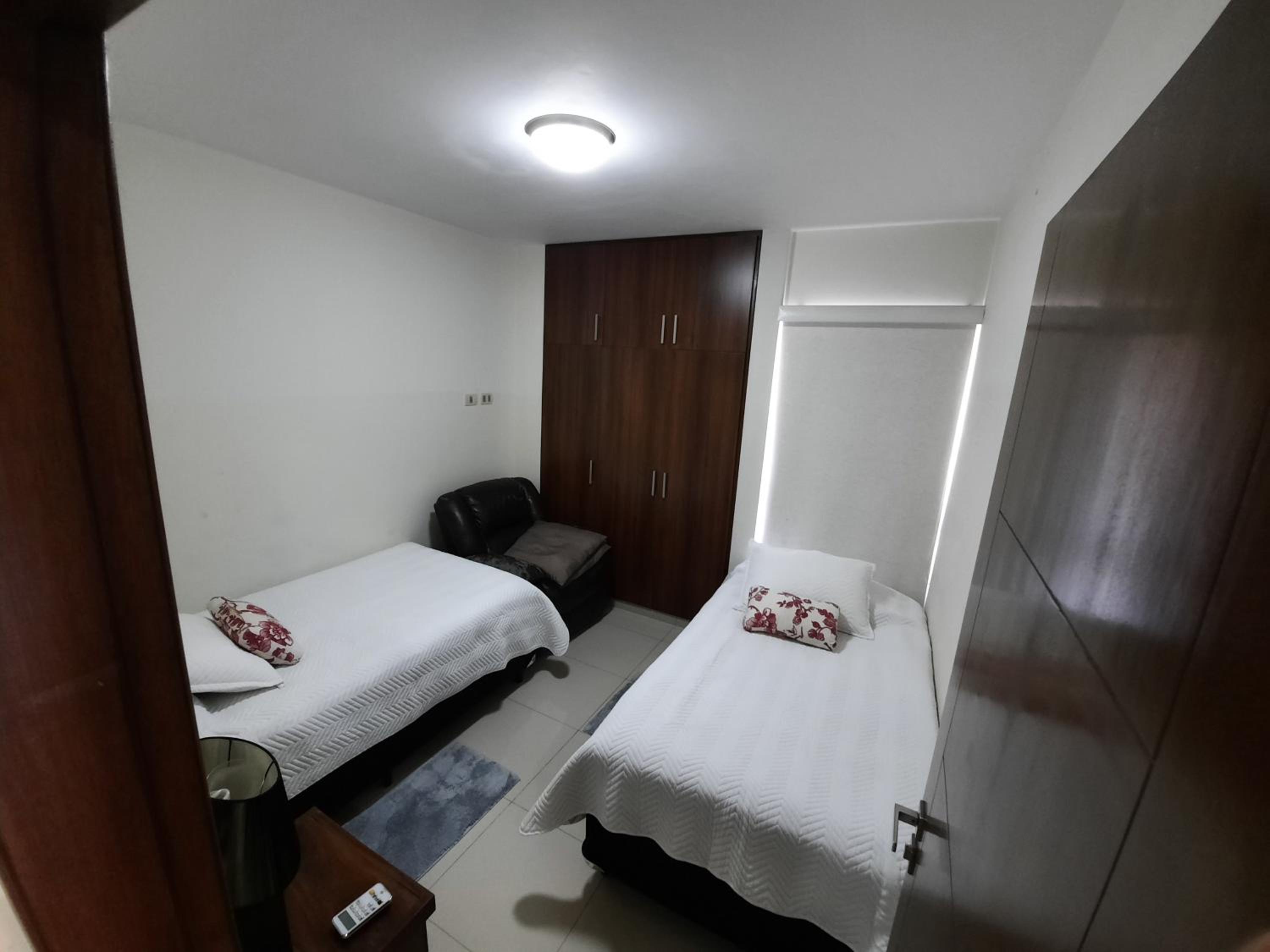APARTAMENTO DE 2 HABITACIONES CON PISCINA Y 2 TERRAZAS CERCA DE EQUIPETROL, parqueo Gratis