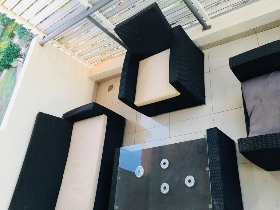 APARTAMENTO DE 2 HABITACIONES CON PISCINA Y 2 TERRAZAS CERCA DE EQUIPETROL, parqueo Gratis