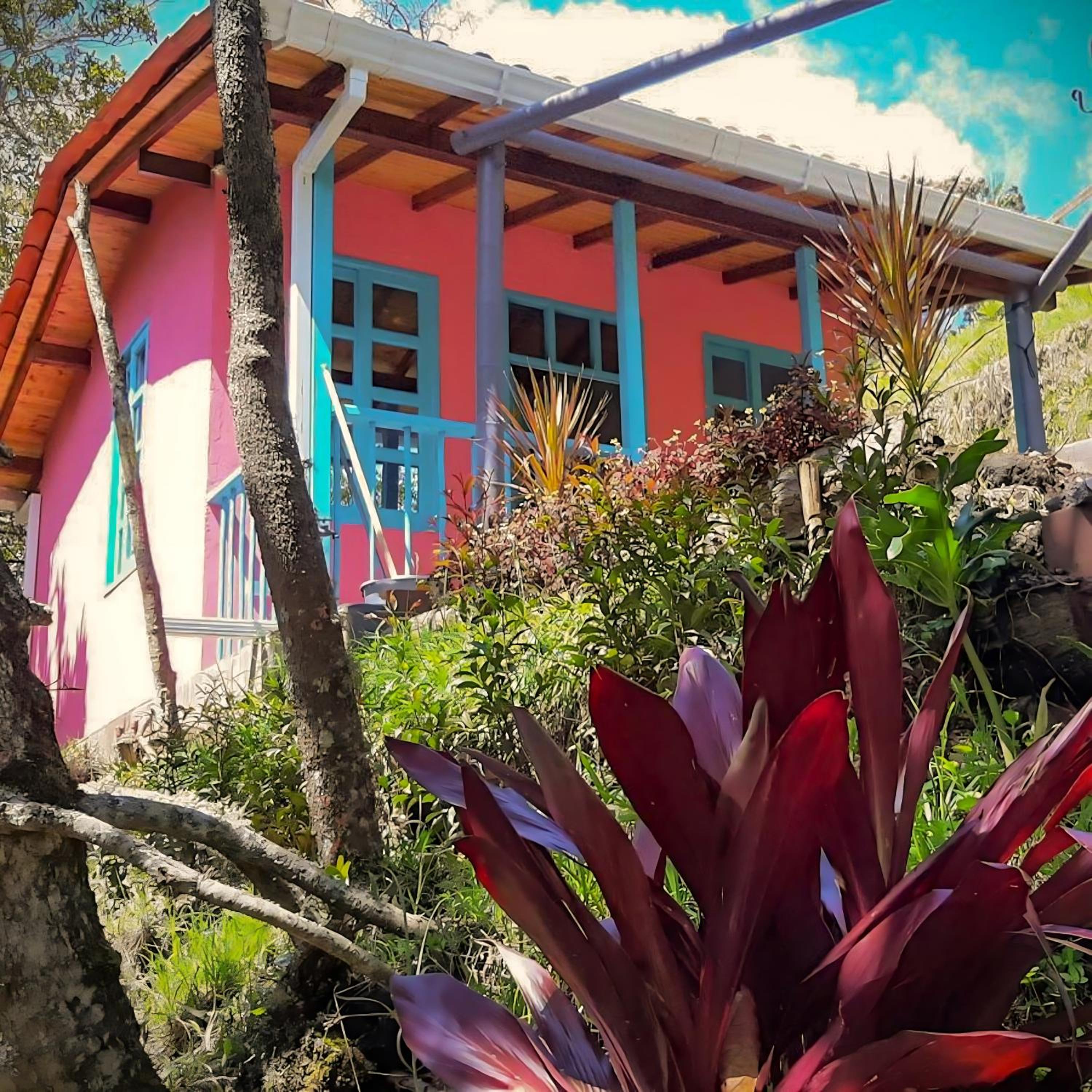 ENCANTO Minicasitas en medio de la naturaleza view 2