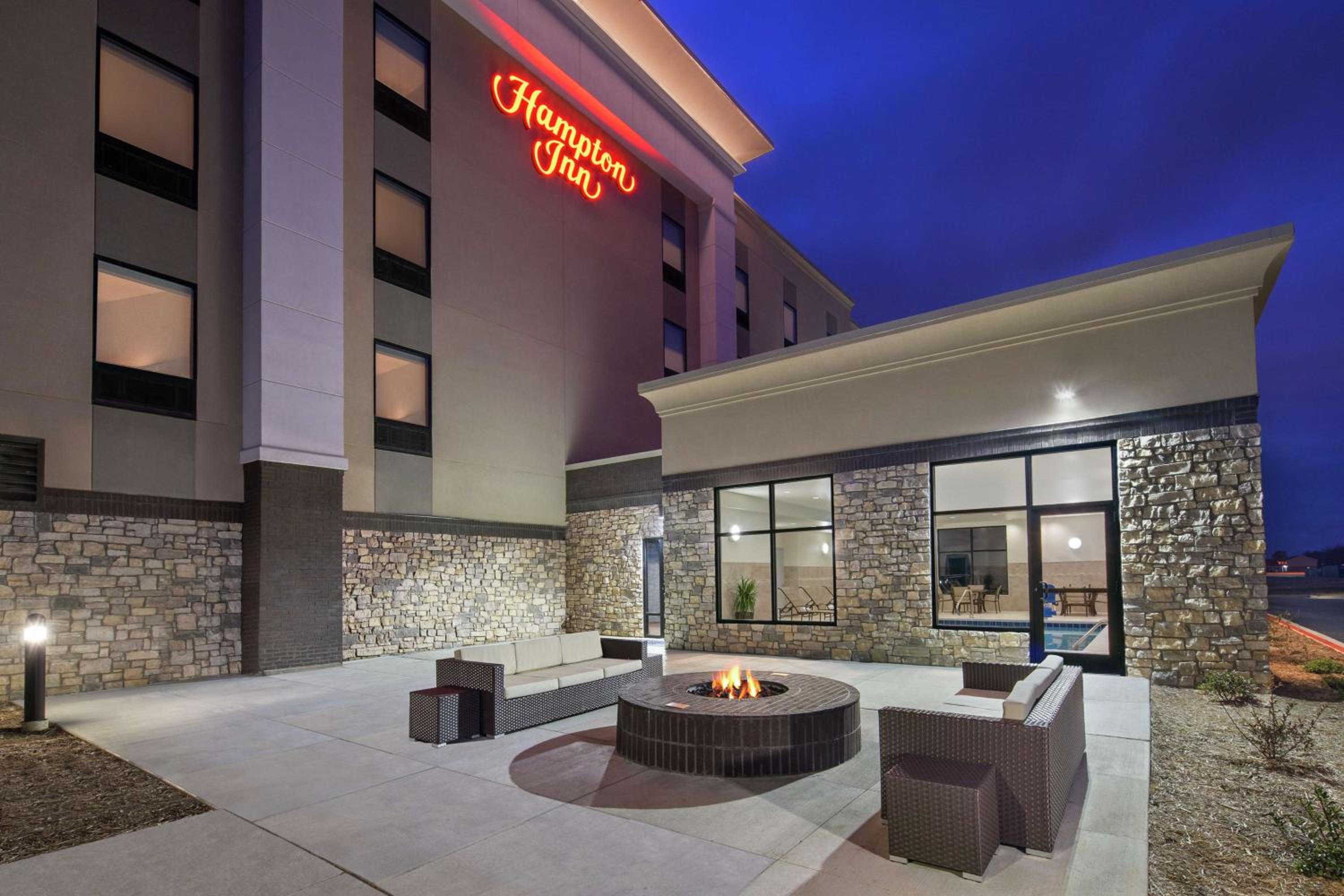 Sikeston Vacations - Hampton Inn Sikeston - Property Image 1