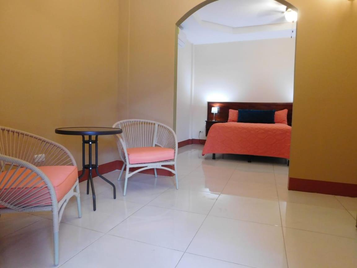Habitaciones - Casa Lester